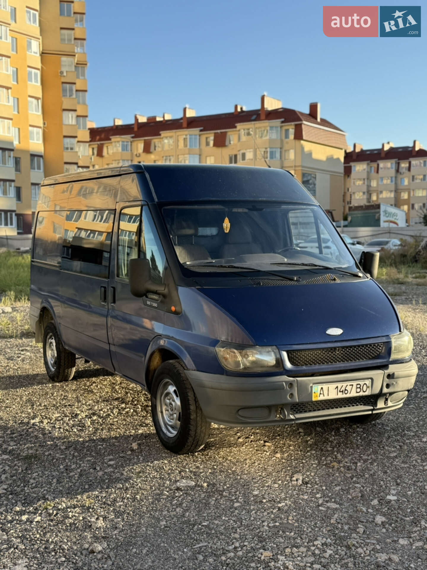 FORD TRANSIT 2003