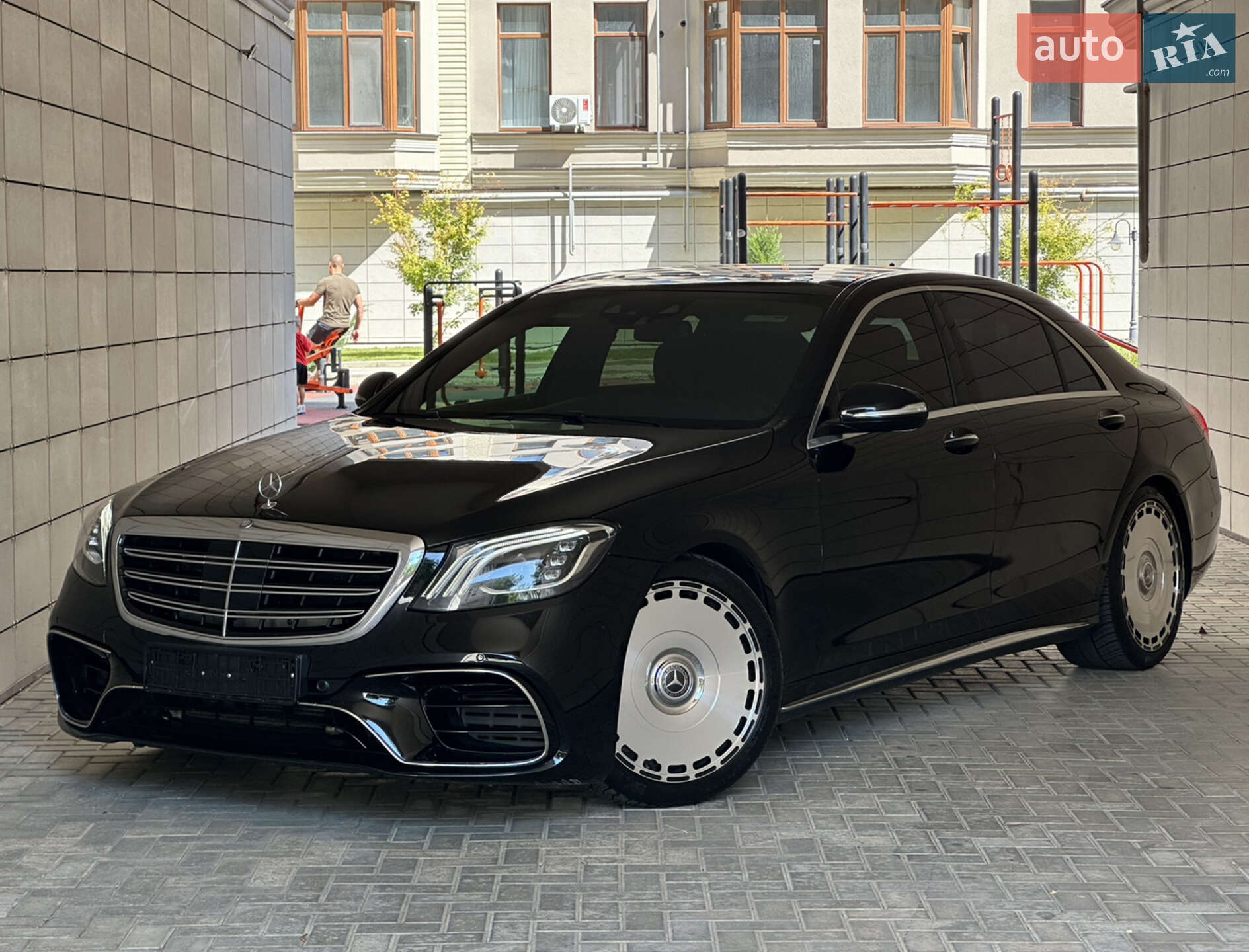 Mercedes-Benz S-Class 2014