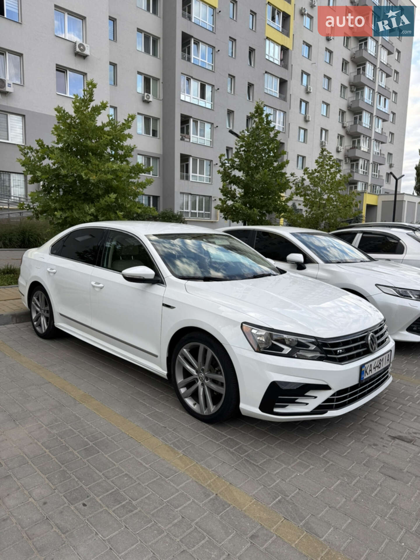 VOLKSWAGEN PASSAT 2017