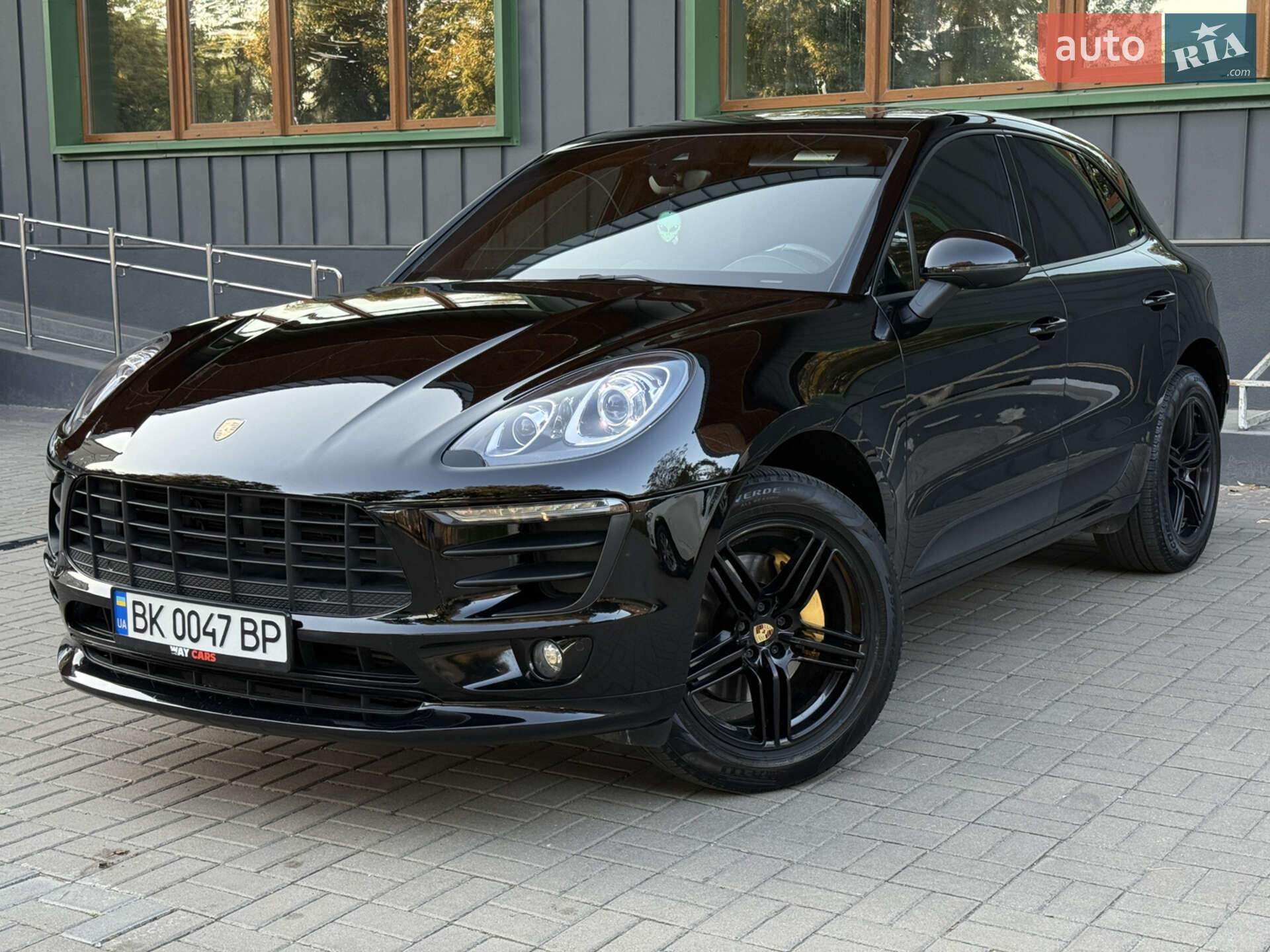 PORSCHE MACAN 2016