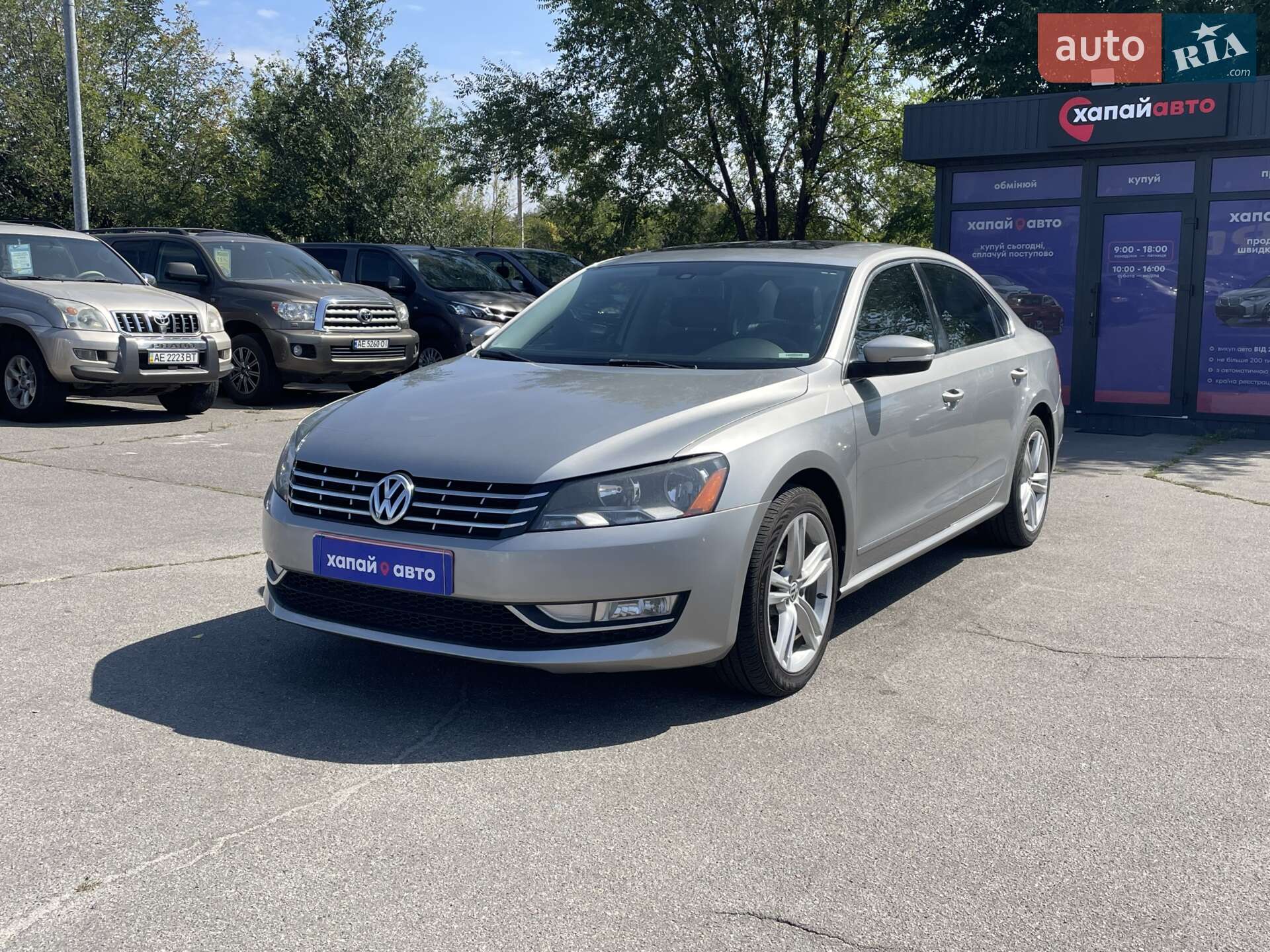 VOLKSWAGEN PASSAT 2014