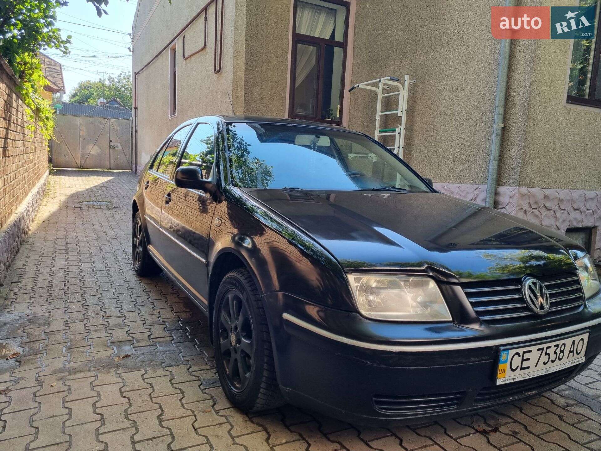 VOLKSWAGEN BORA 2004