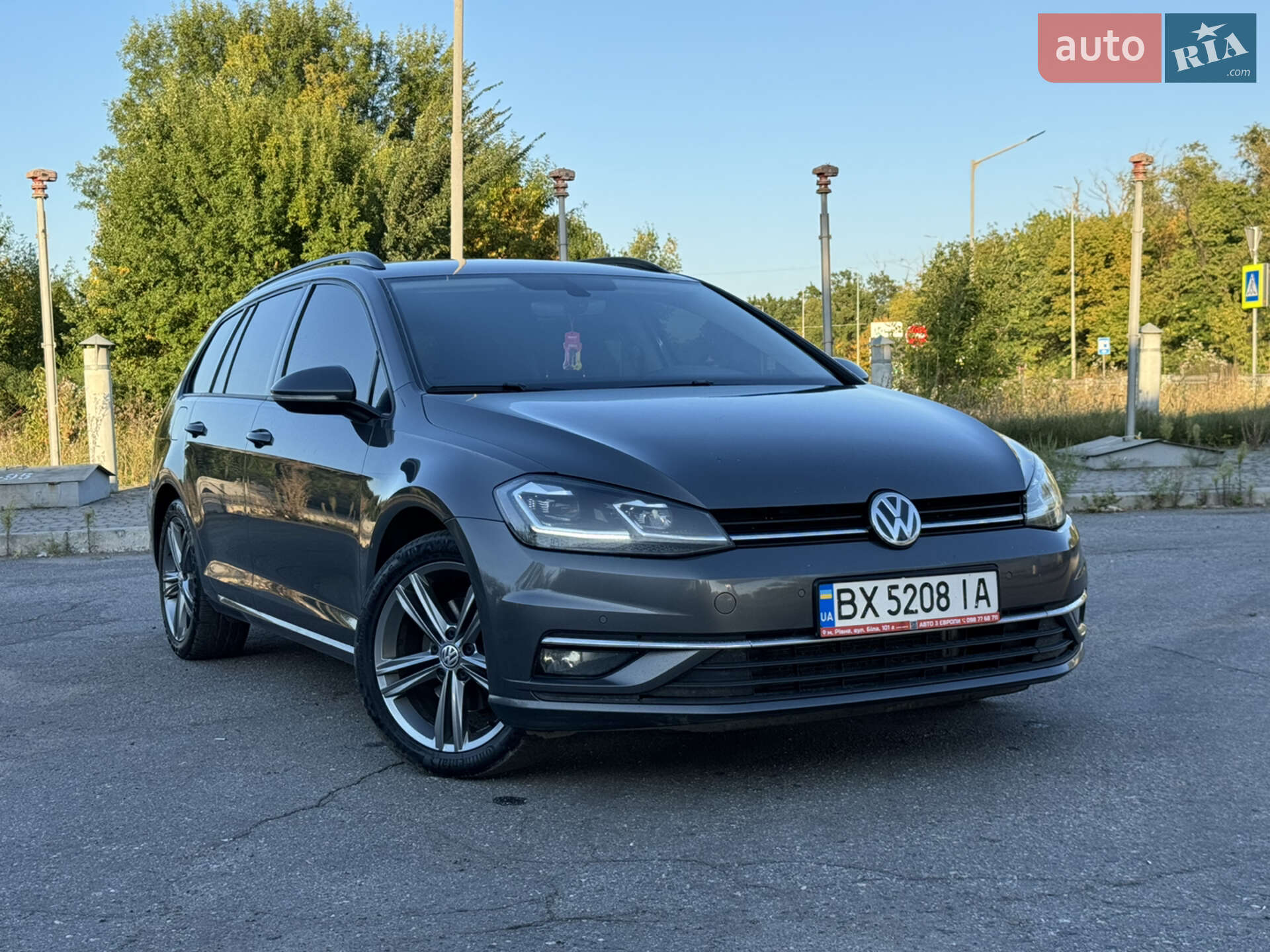 VOLKSWAGEN GOLF 2017