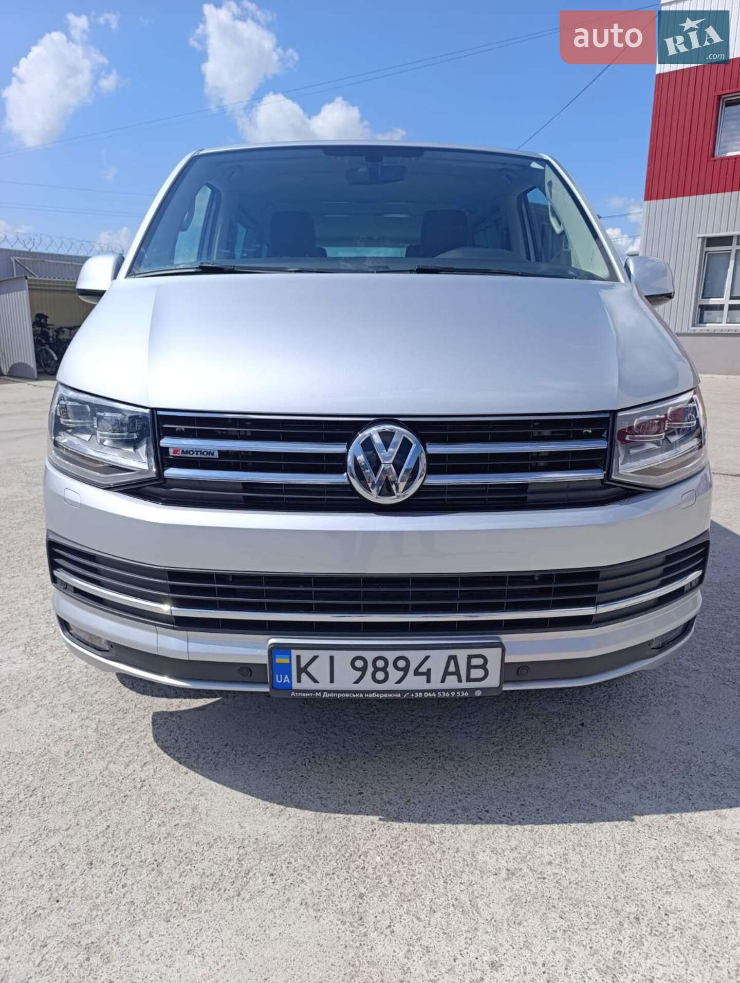 VOLKSWAGEN MULTIVAN 2019