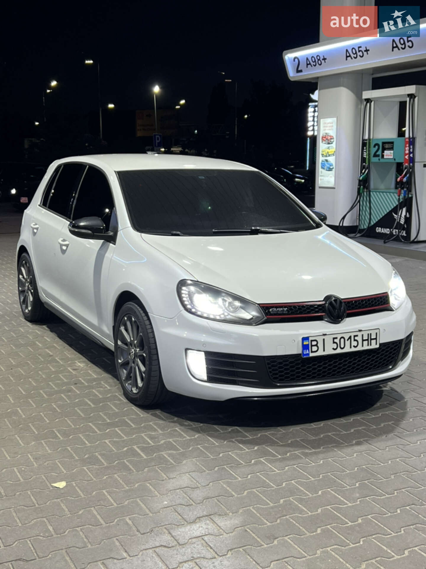 VOLKSWAGEN GOLF 2012