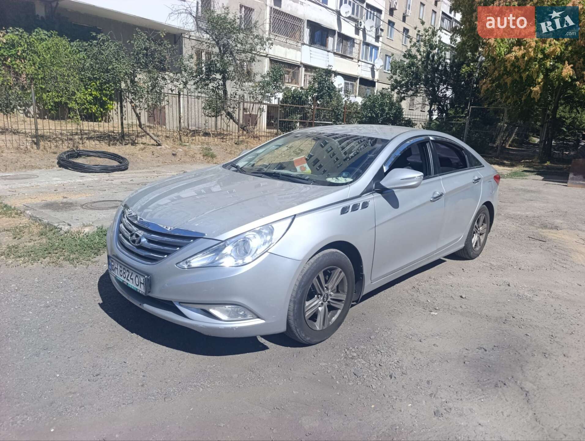 Головне фото звіту автомобіля HYUNDAI SONATA 2014