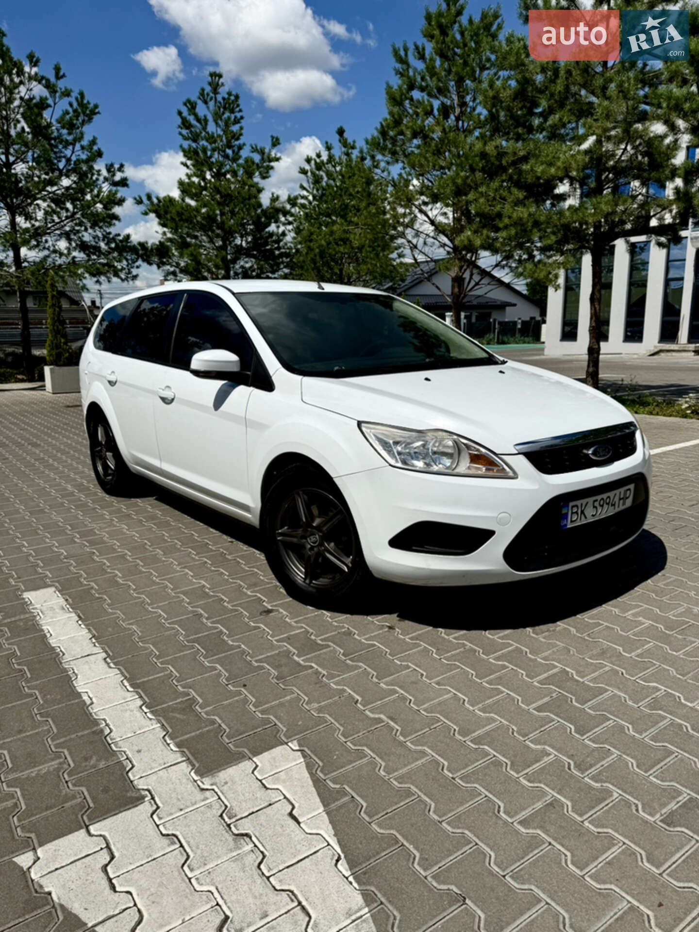 Головне фото звіту автомобіля FORD FOCUS 2010