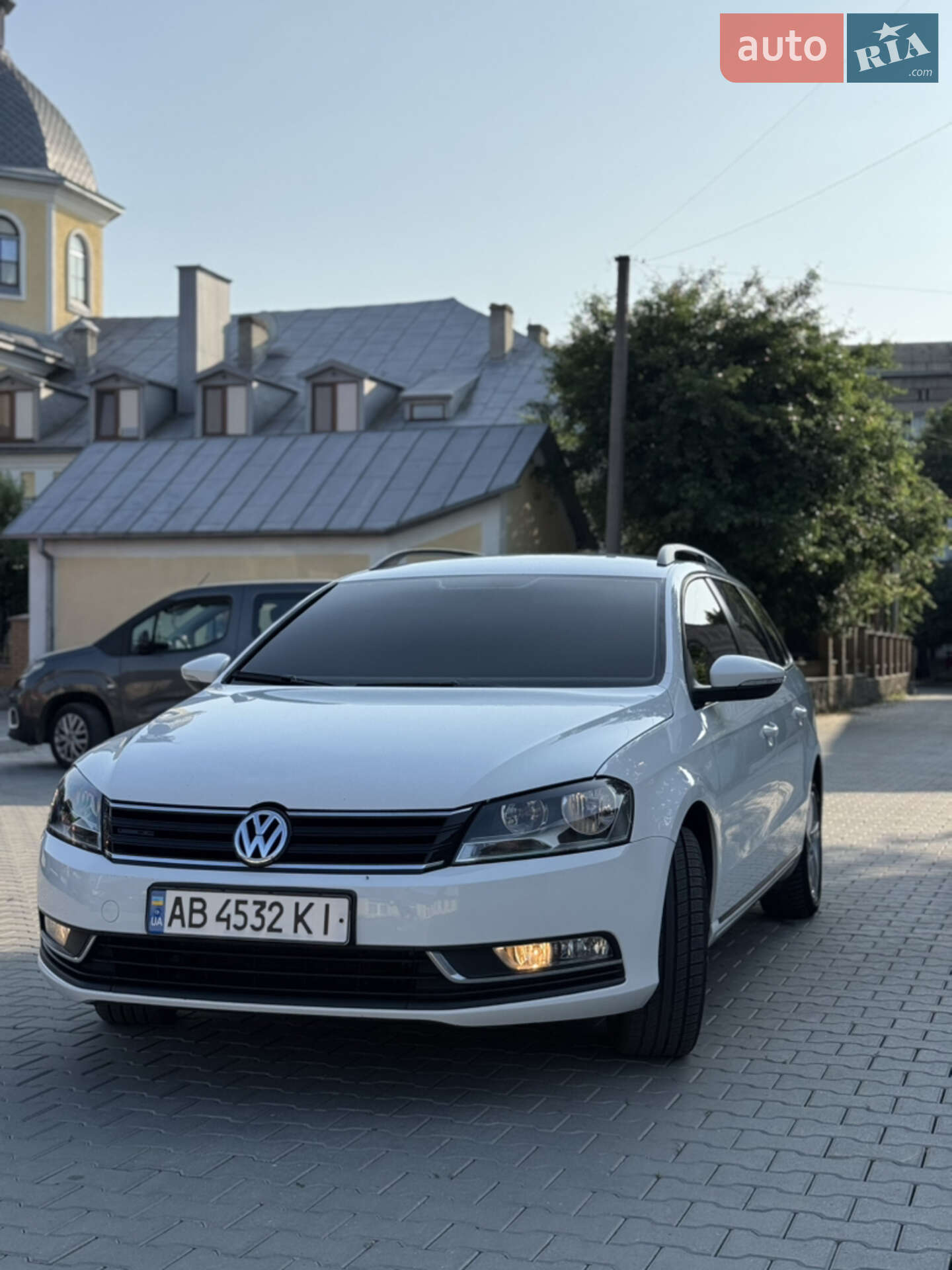 VOLKSWAGEN PASSAT 2013