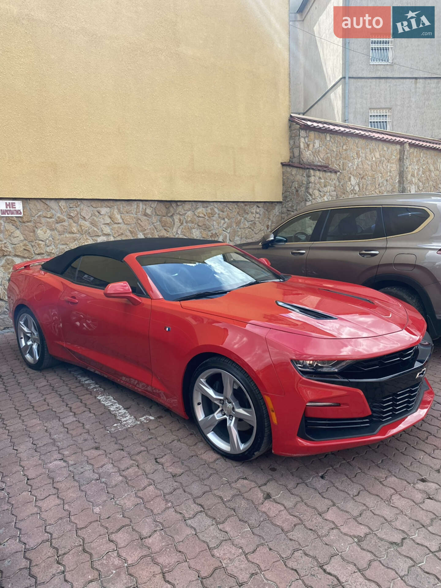 Головне фото звіту автомобіля CHEVROLET CAMARO CONVERTIBLE 2017