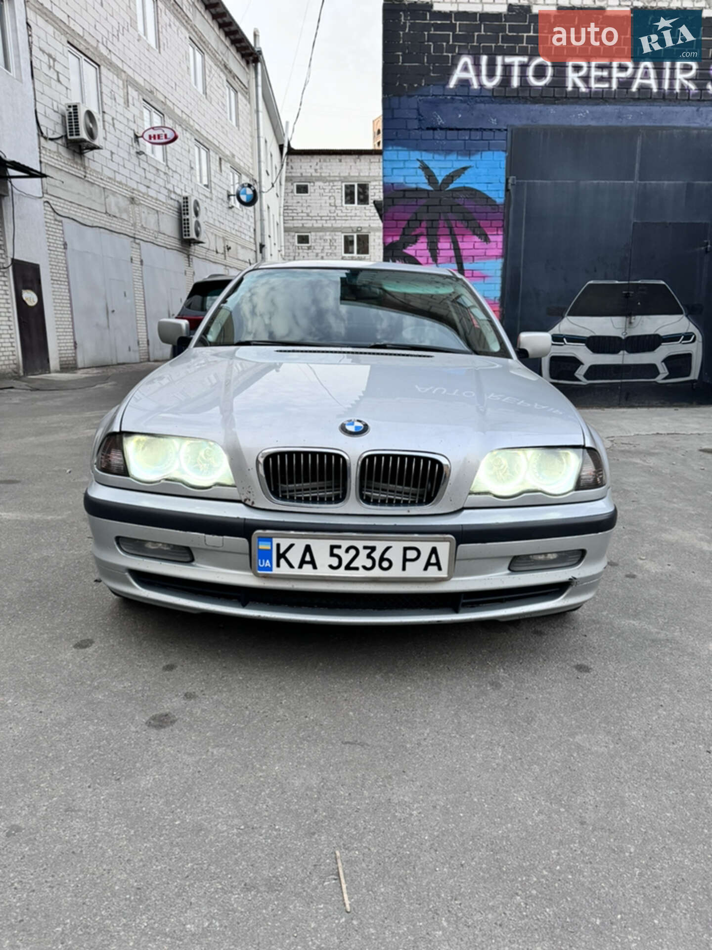 BMW 328I 1999