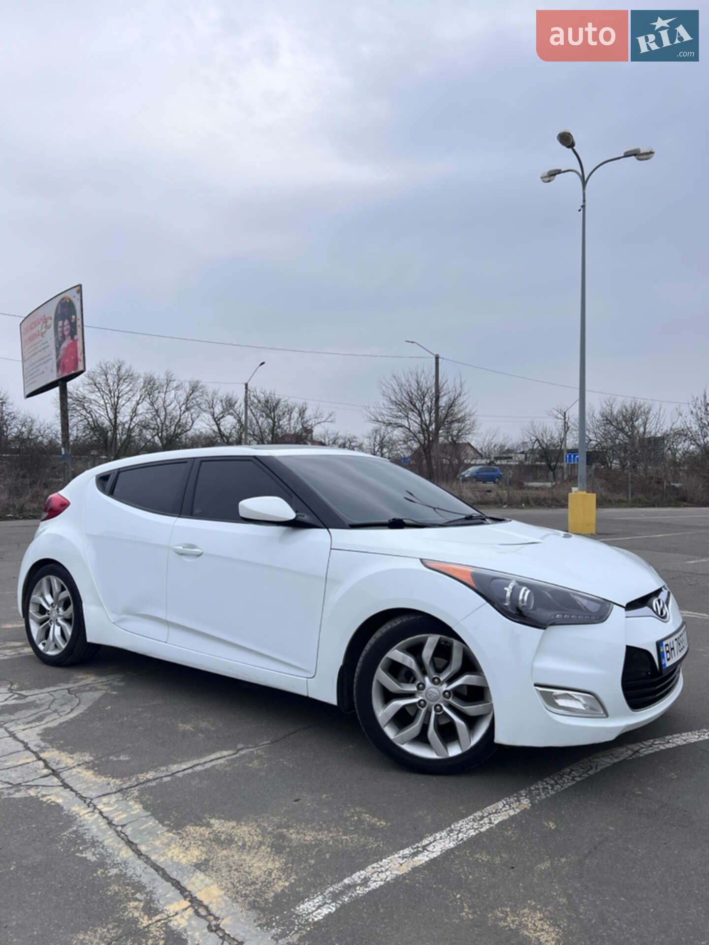 Головне фото звіту автомобіля HYUNDAI VELOSTER 2011
