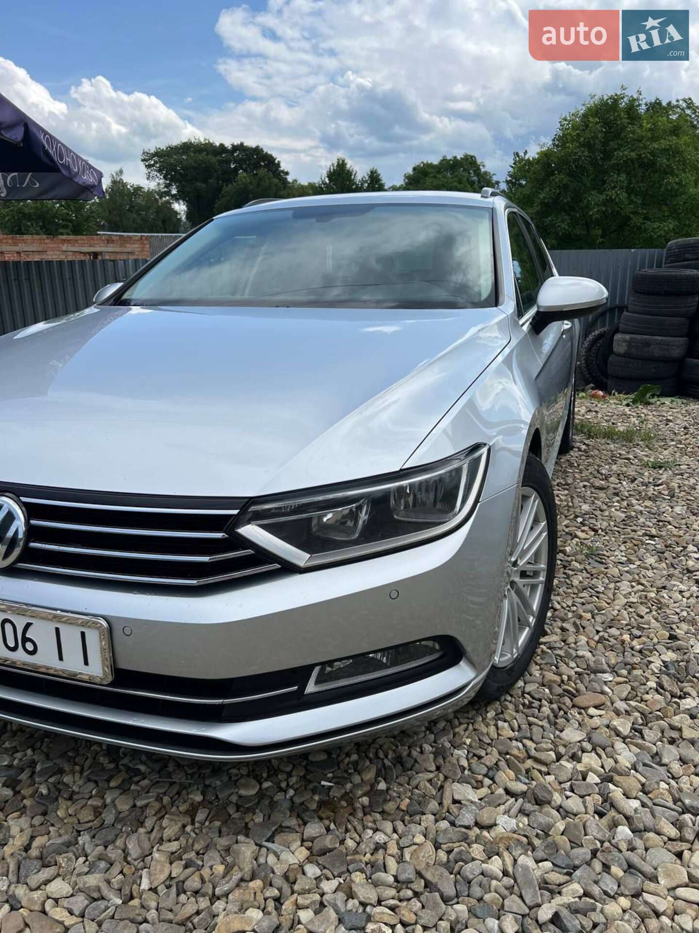 VOLKSWAGEN PASSAT 2016