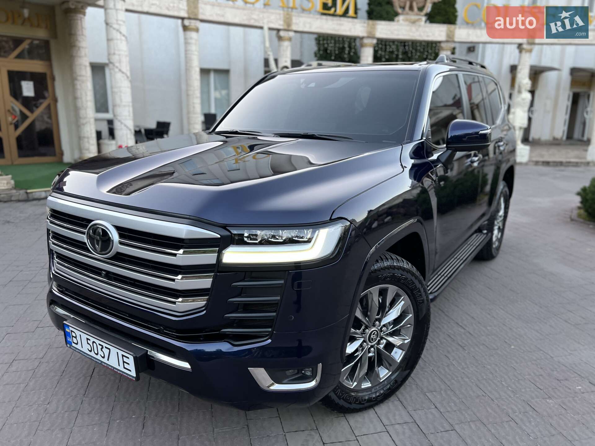 TOYOTA LAND CRUISER 2021