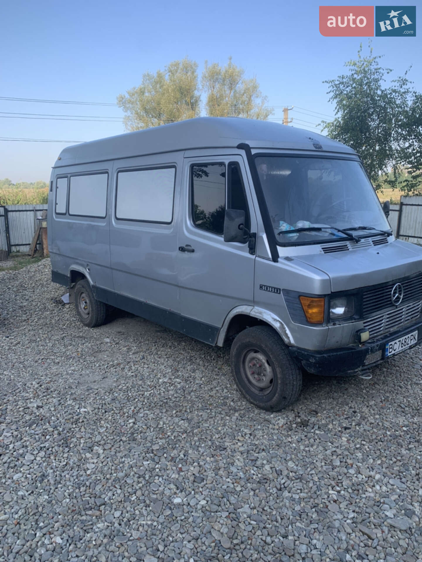 MERCEDES-BENZ 308D 1994