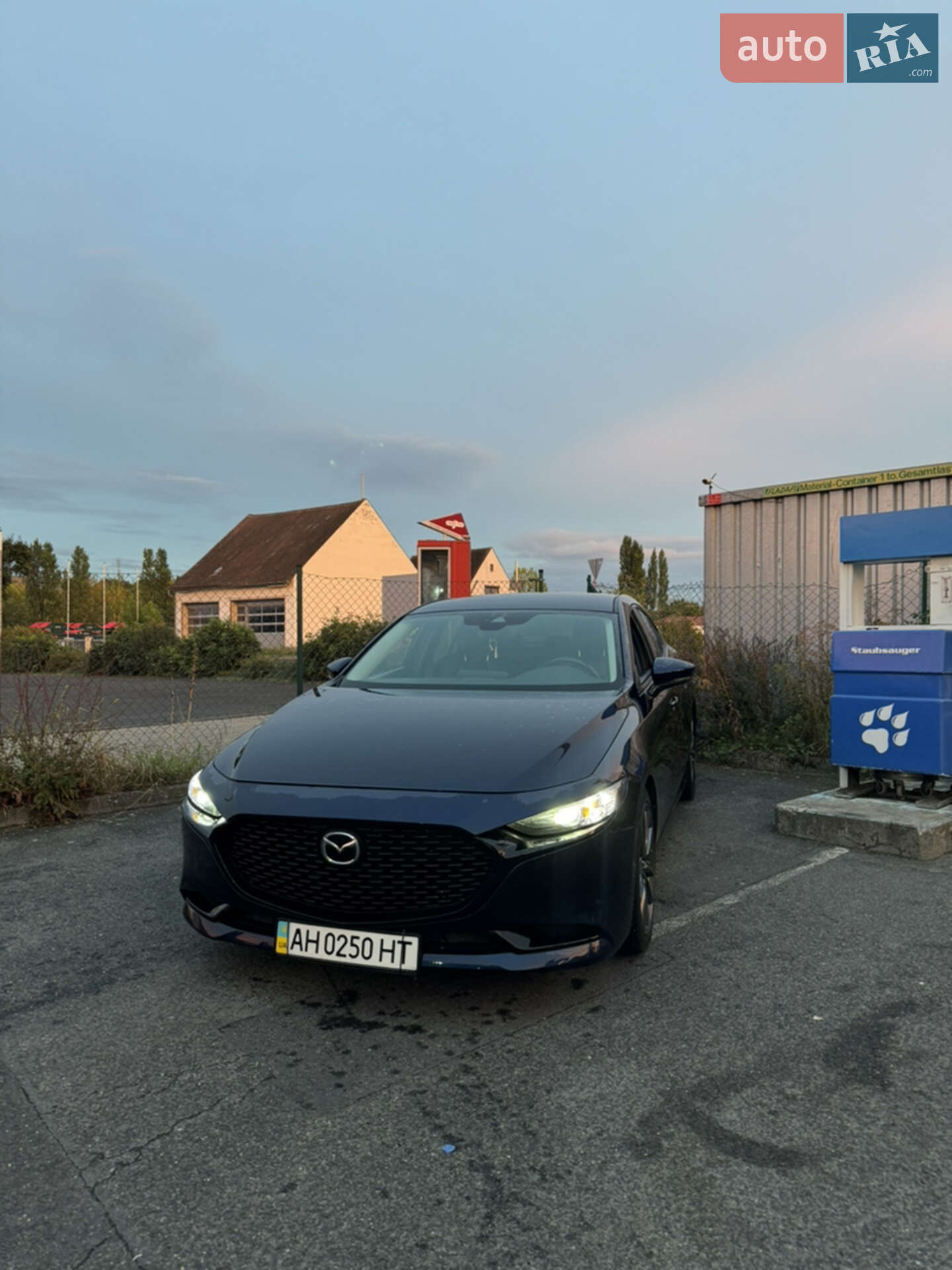 MAZDA 3 2019