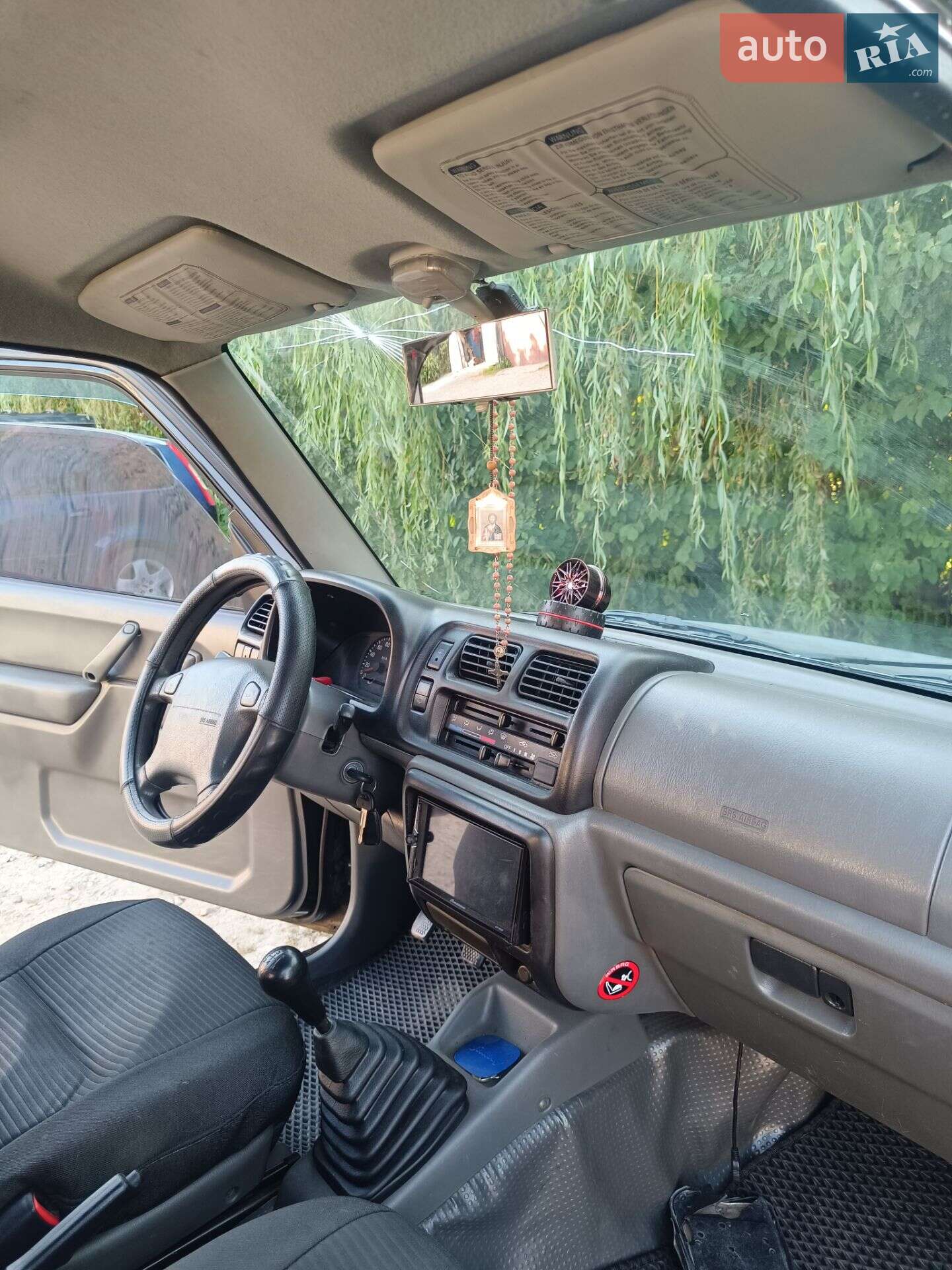 SUZUKI JIMNY 2000