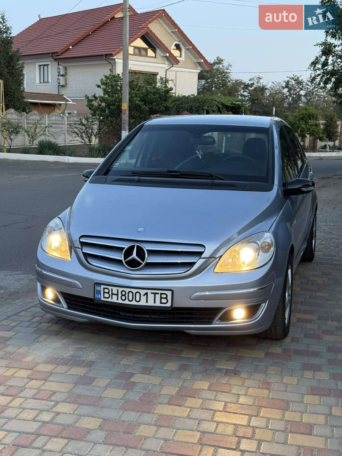 MERCEDES-BENZ B 180 2007