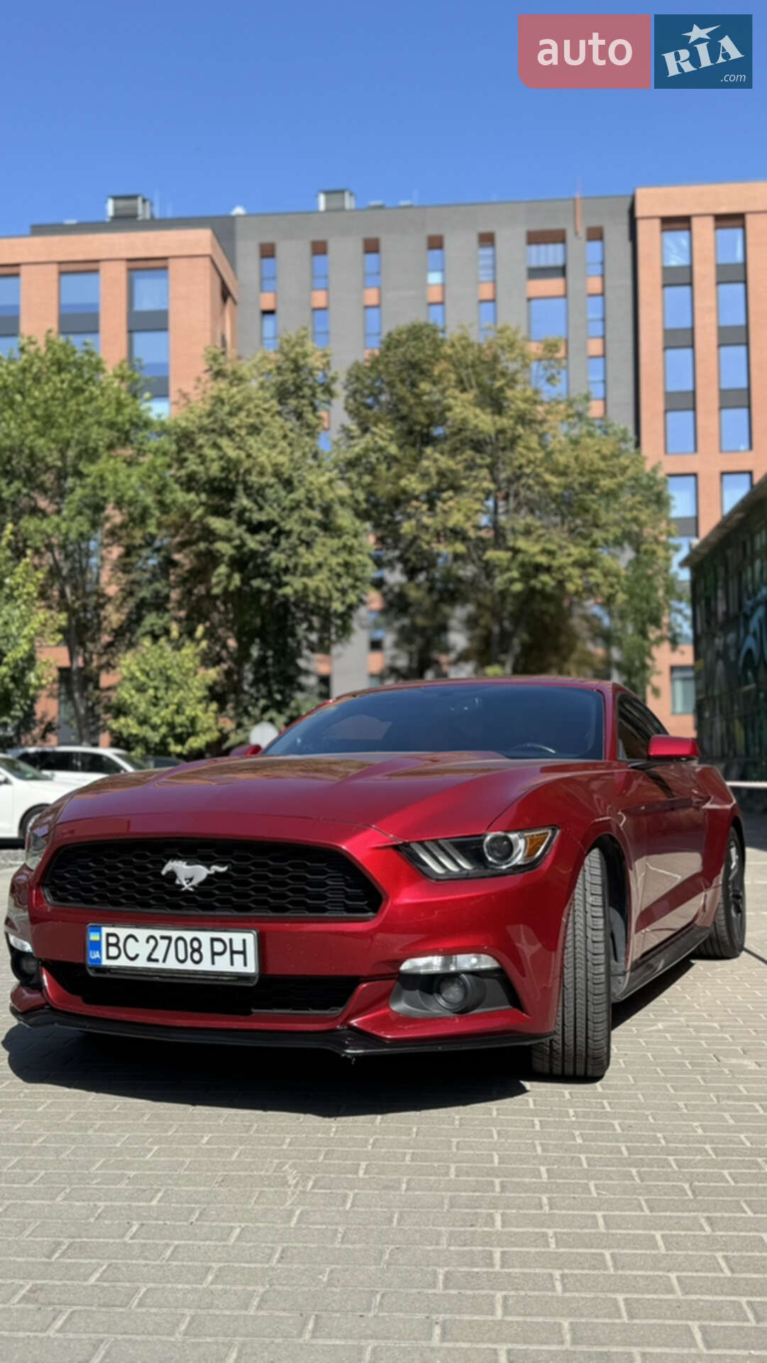 Головне фото звіту автомобіля FORD MUSTANG 2017