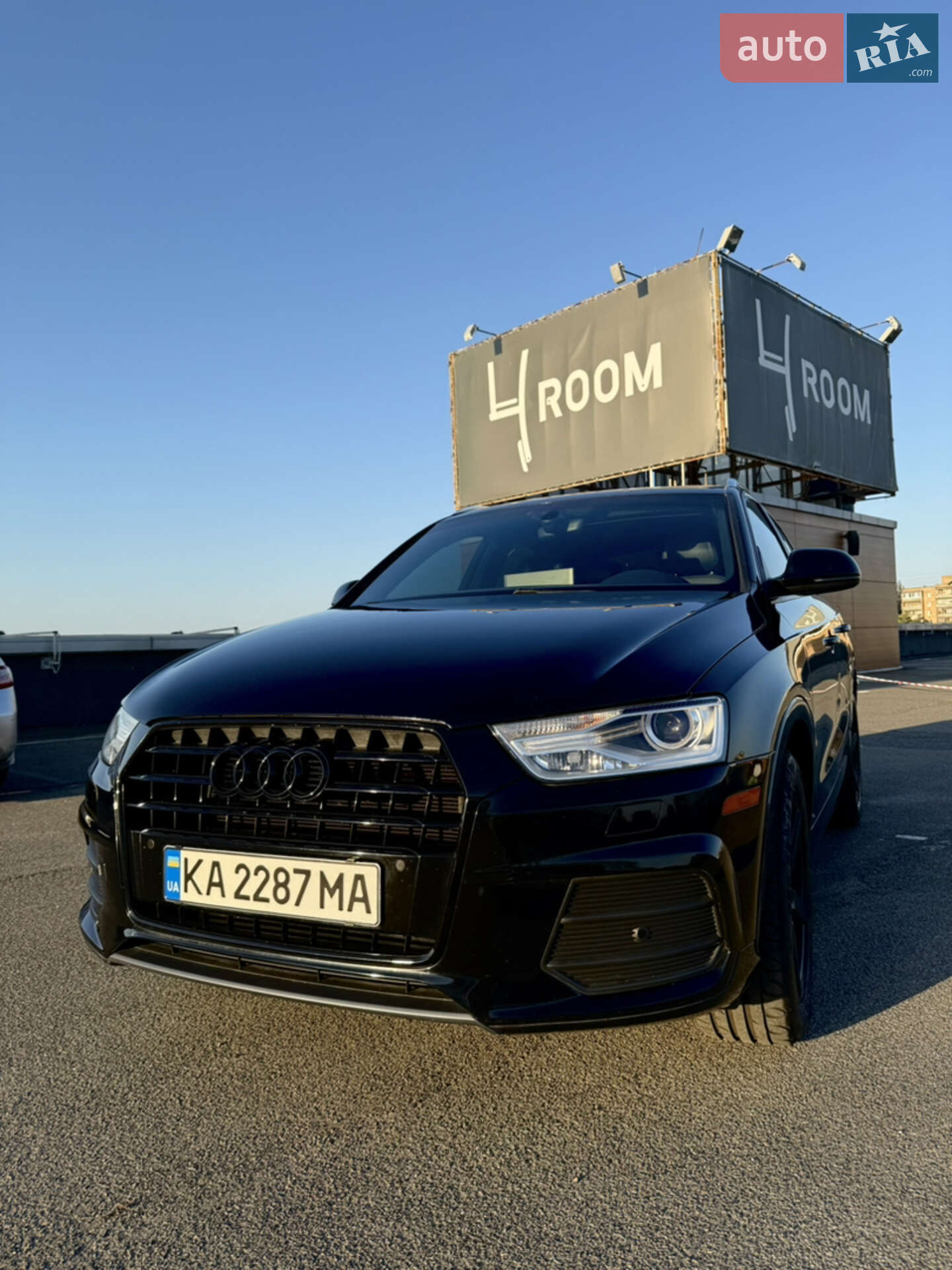 Головне фото звіту автомобіля AUDI Q3 2016