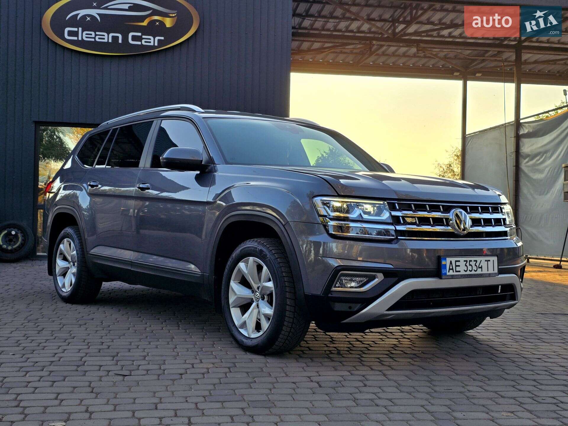 VOLKSWAGEN ATLAS 2017