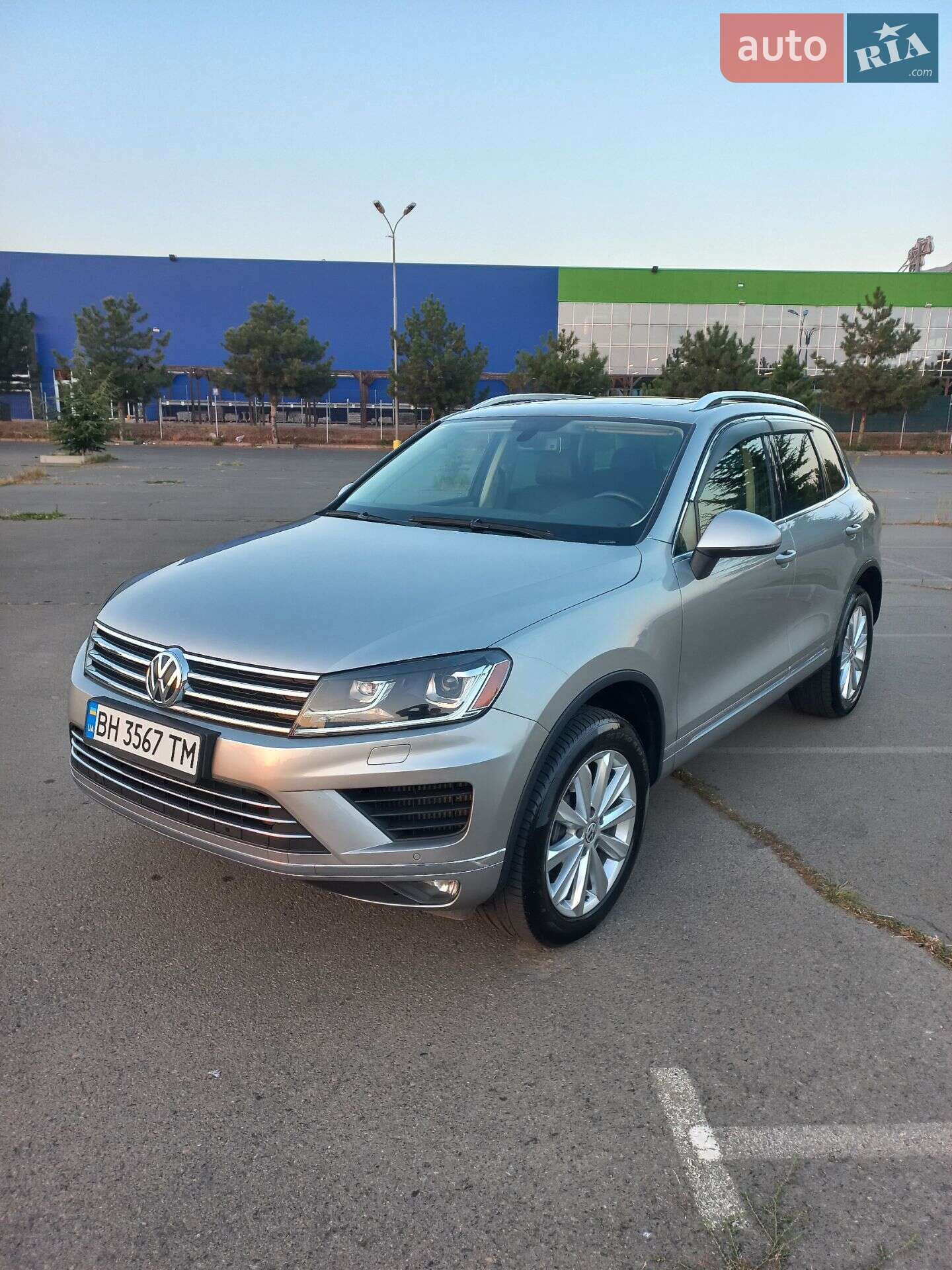 VOLKSWAGEN TOUAREG 2015