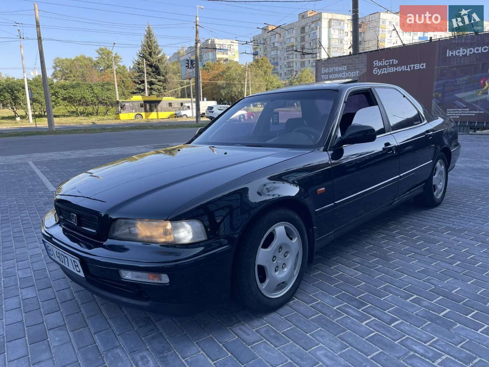 Головне фото звіту автомобіля HONDA LEGEND 1995