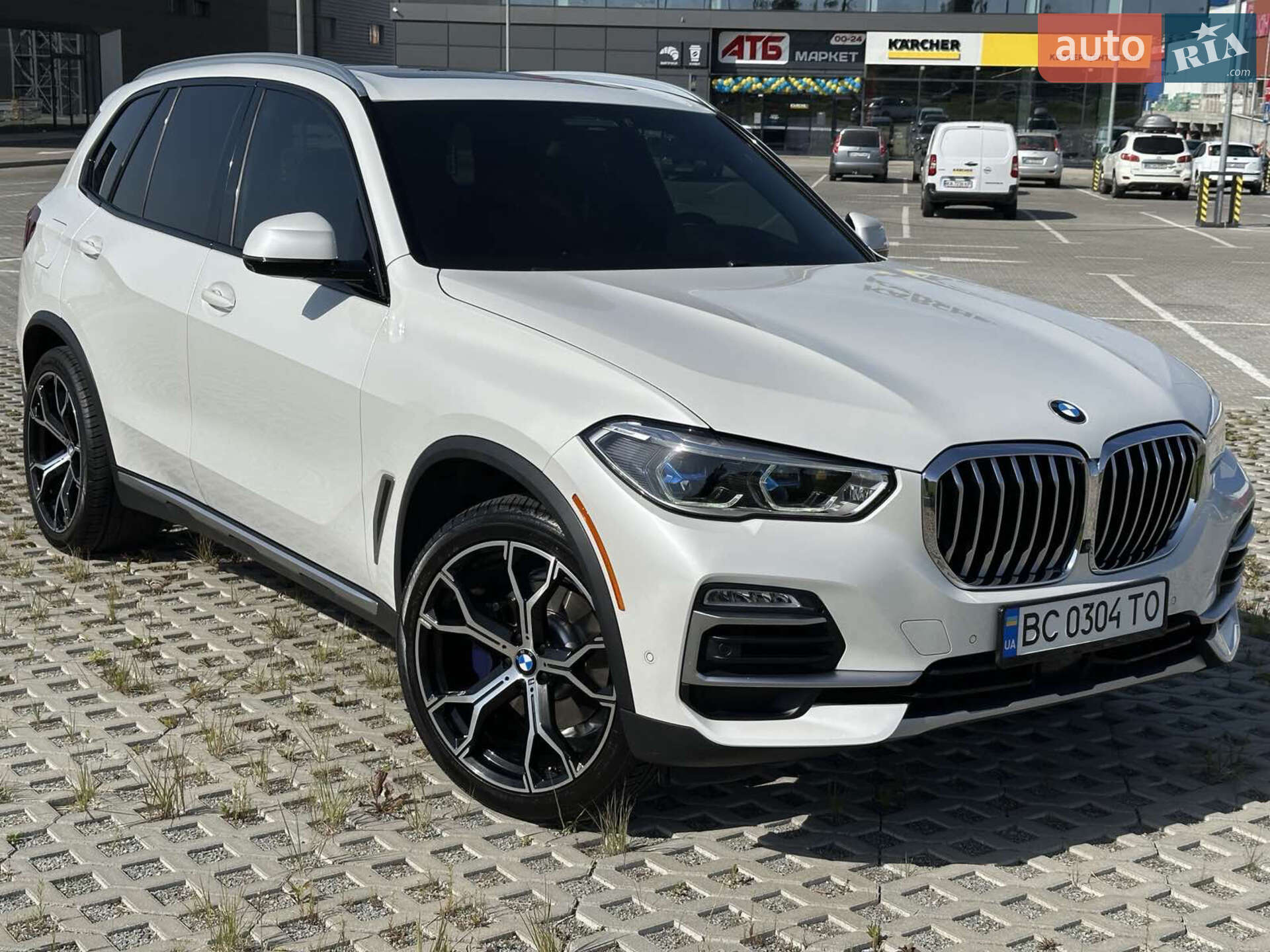 Головне фото звіту автомобіля BMW X5 2018
