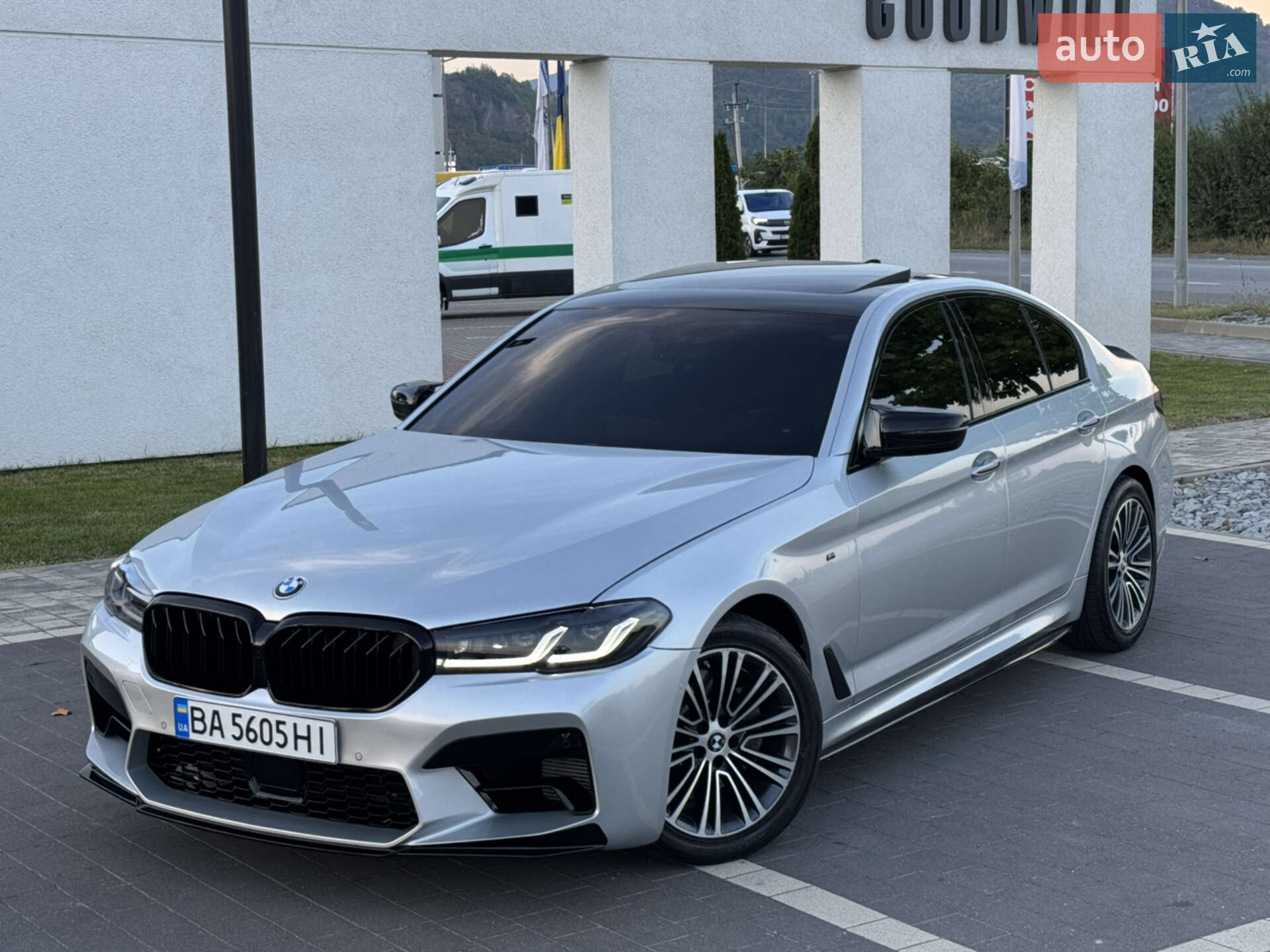 BMW 530XI 2018