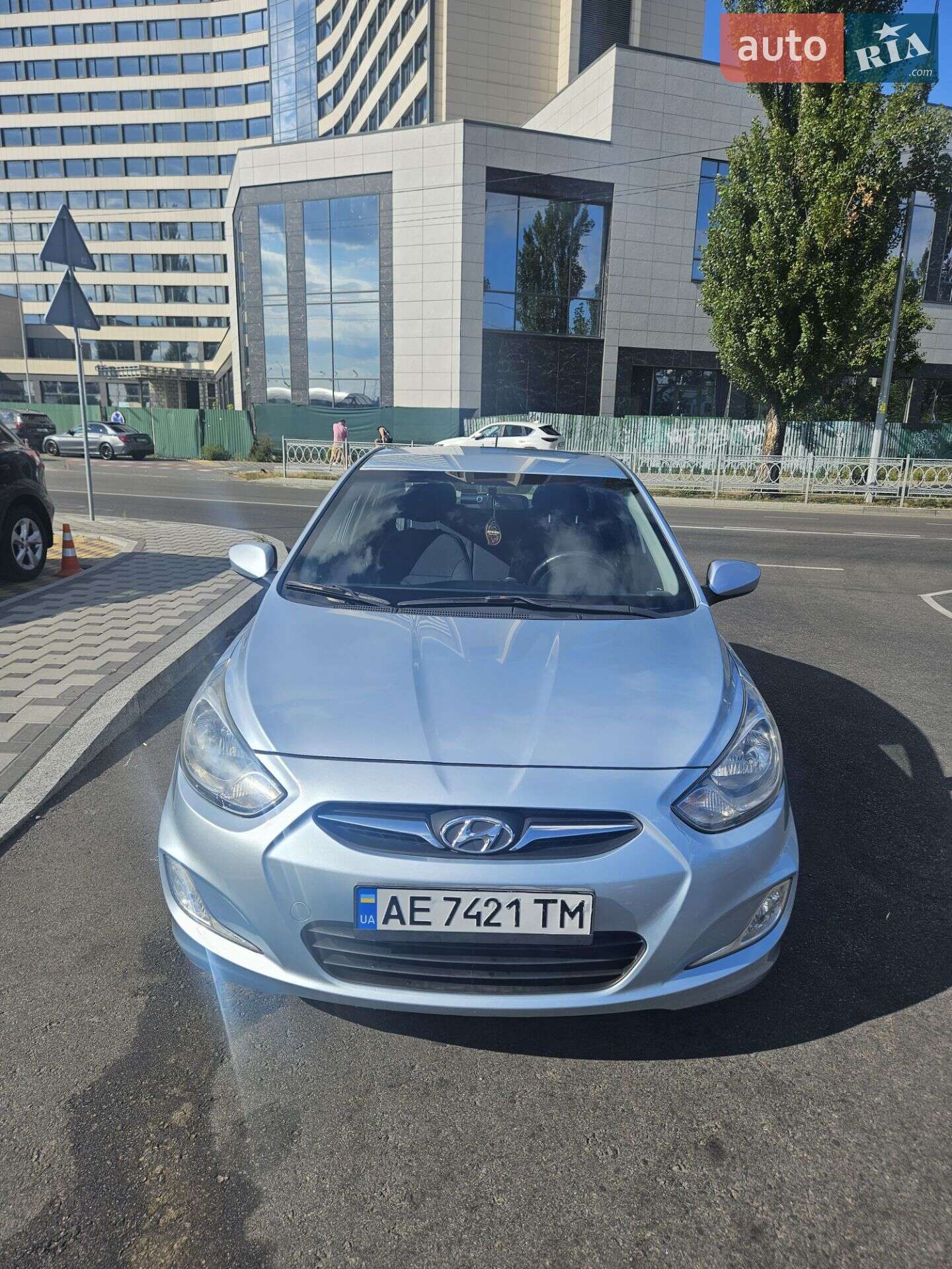 HYUNDAI ACCENT 2011