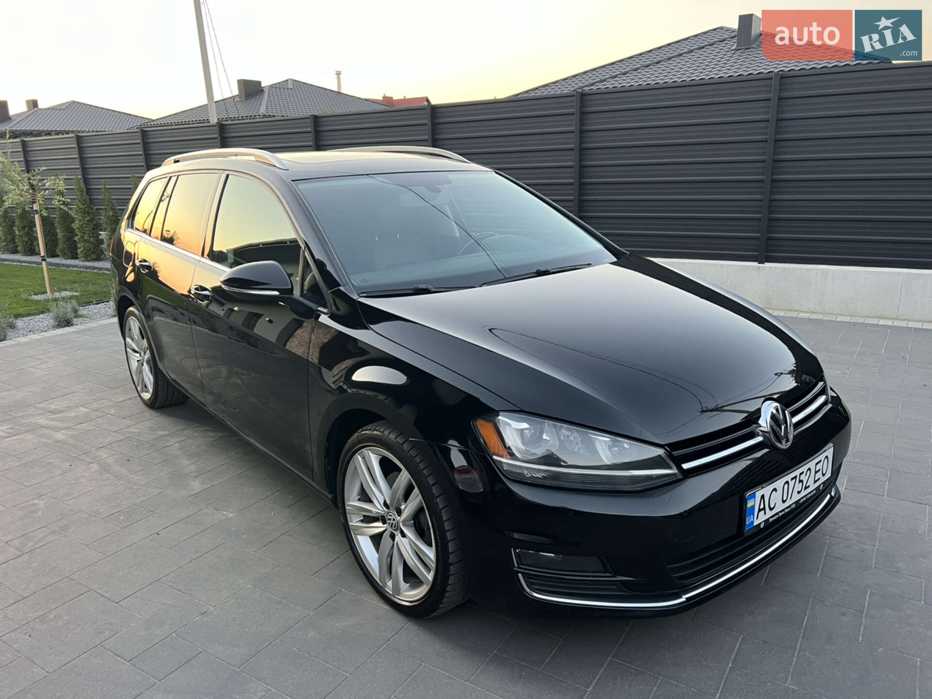 VOLKSWAGEN GOLF VARIANT 2015