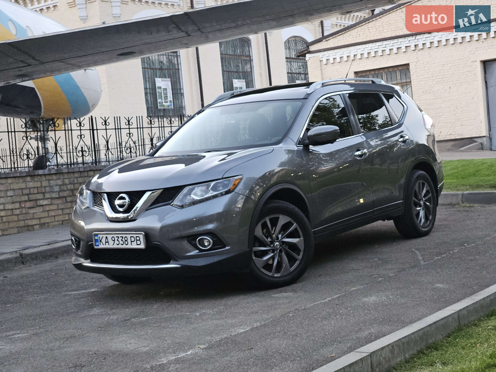 NISSAN ROGUE 2016