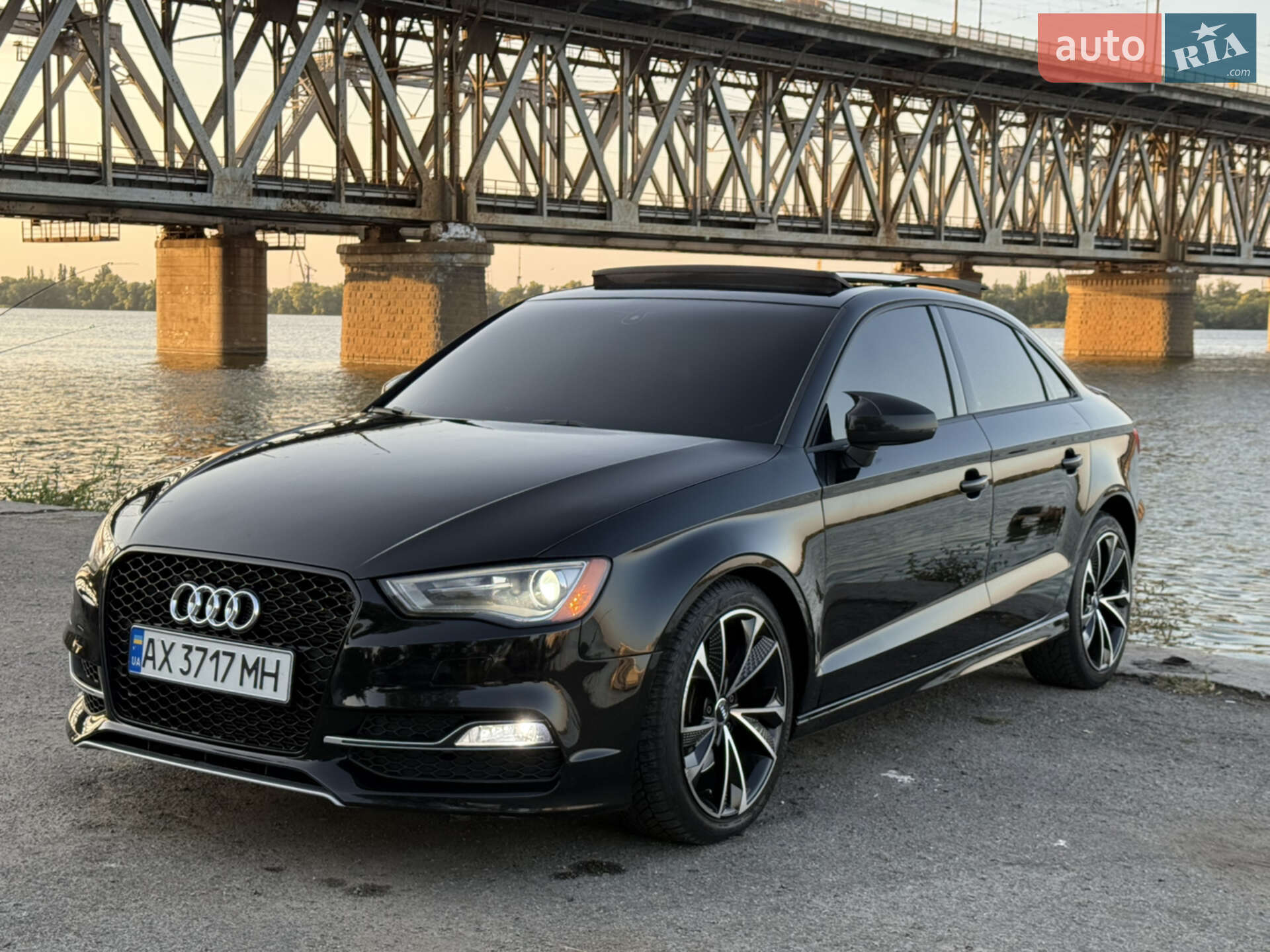 Головне фото звіту автомобіля AUDI A3 2014