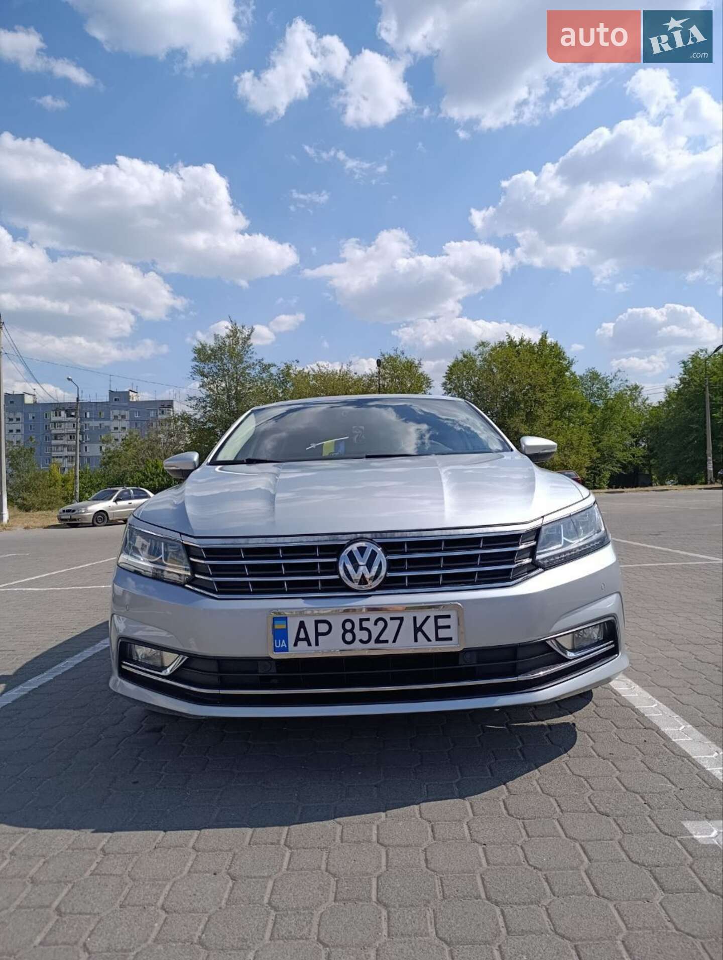 VOLKSWAGEN PASSAT 2018