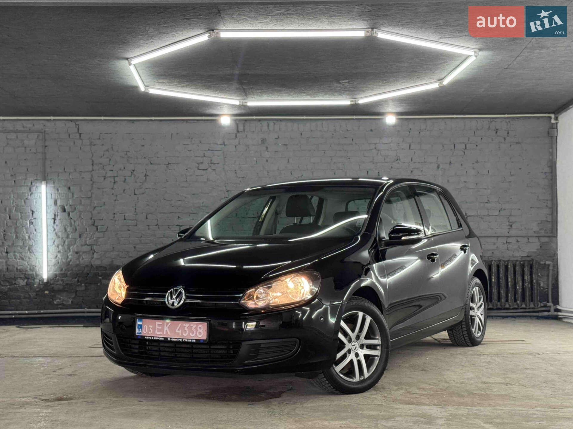 VOLKSWAGEN GOLF 2010