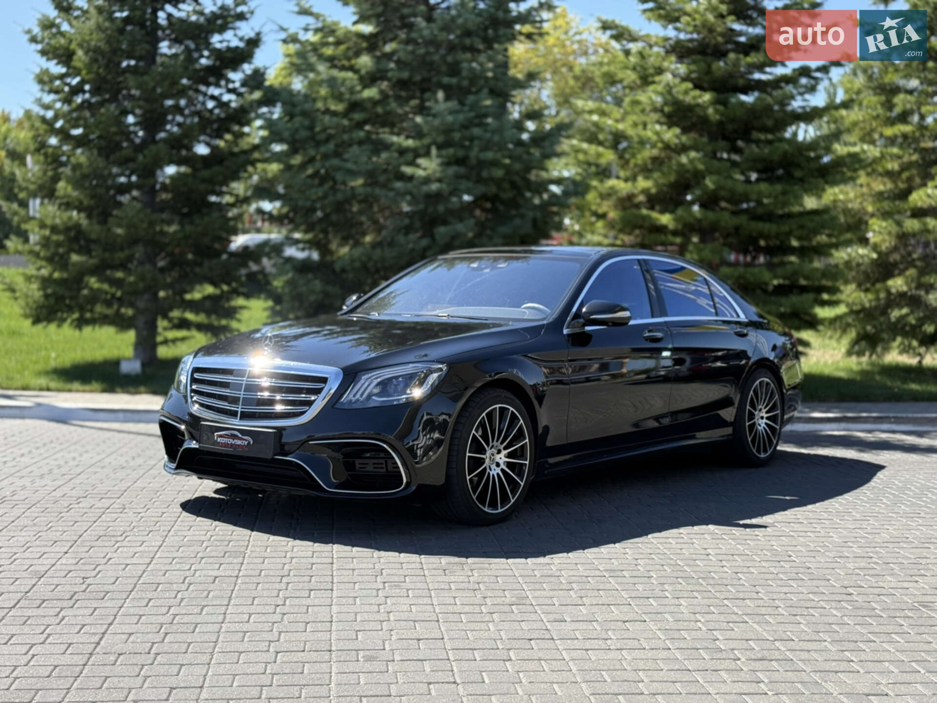 MERCEDES-BENZ S 550 2017