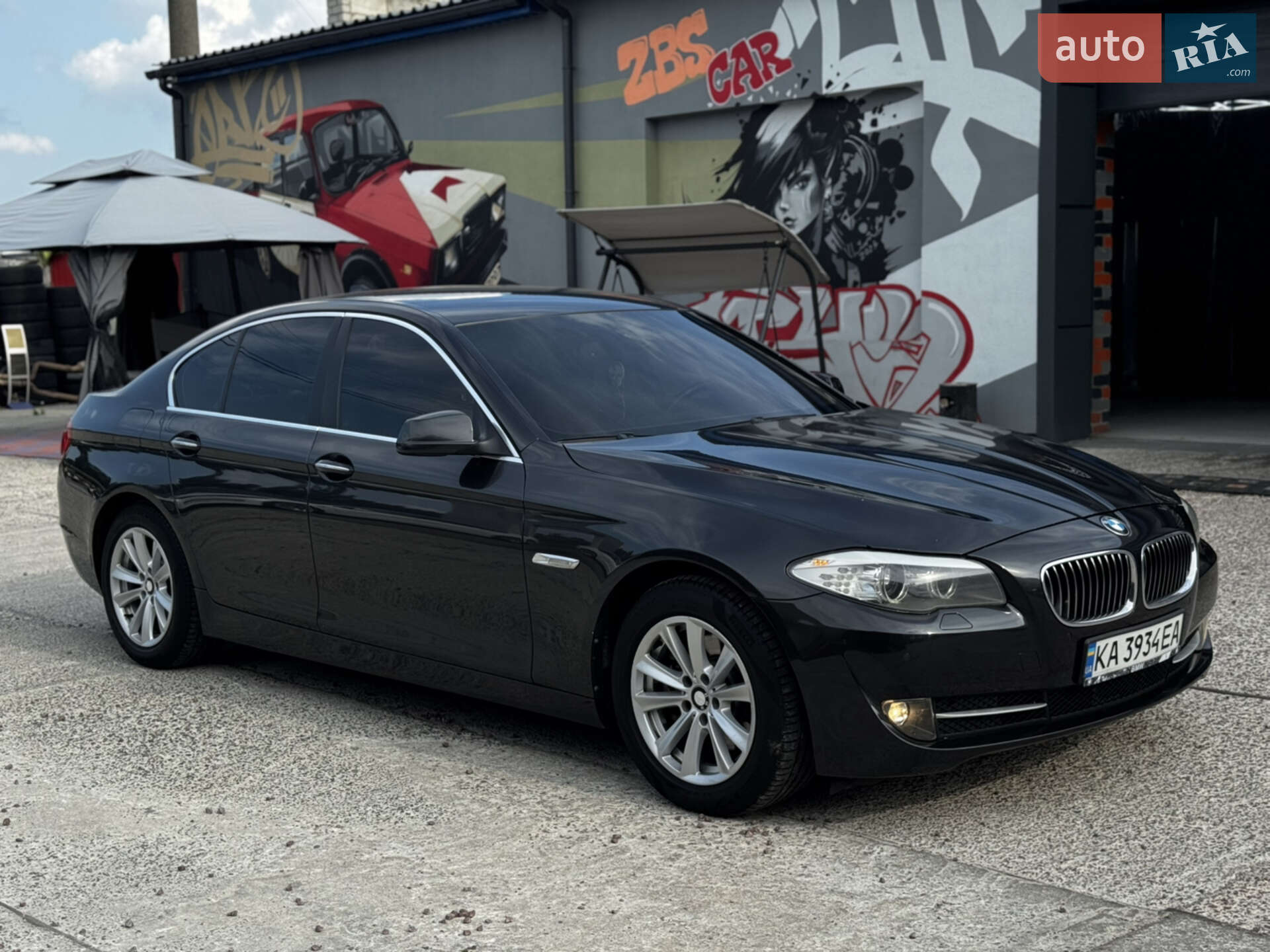BMW 528I 2010