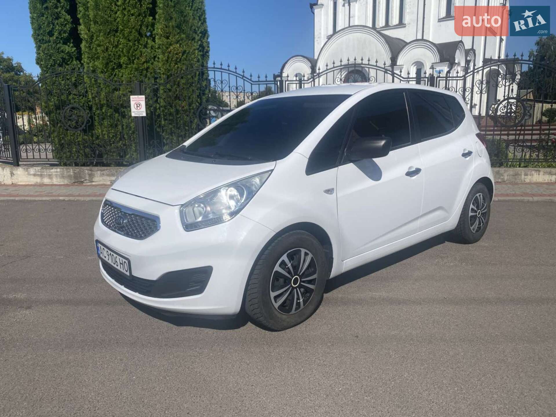 KIA VENGA 2010
