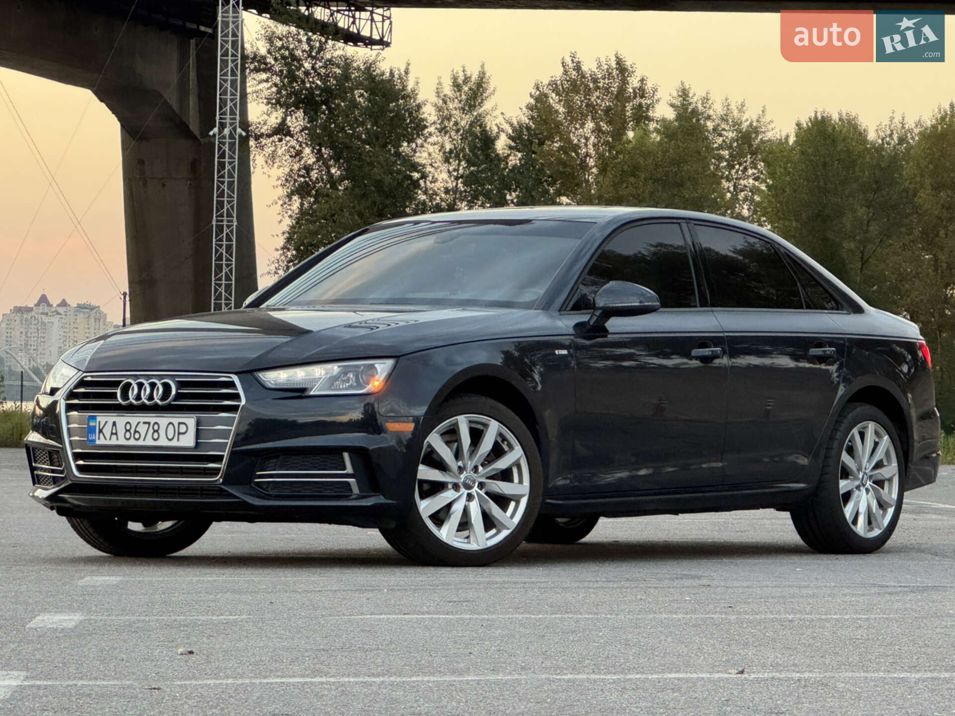 AUDI A4 2016