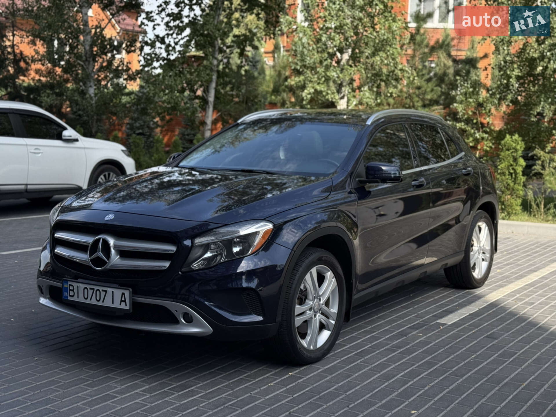 Головне фото звіту автомобіля MERCEDES-BENZ GLA 250 2016