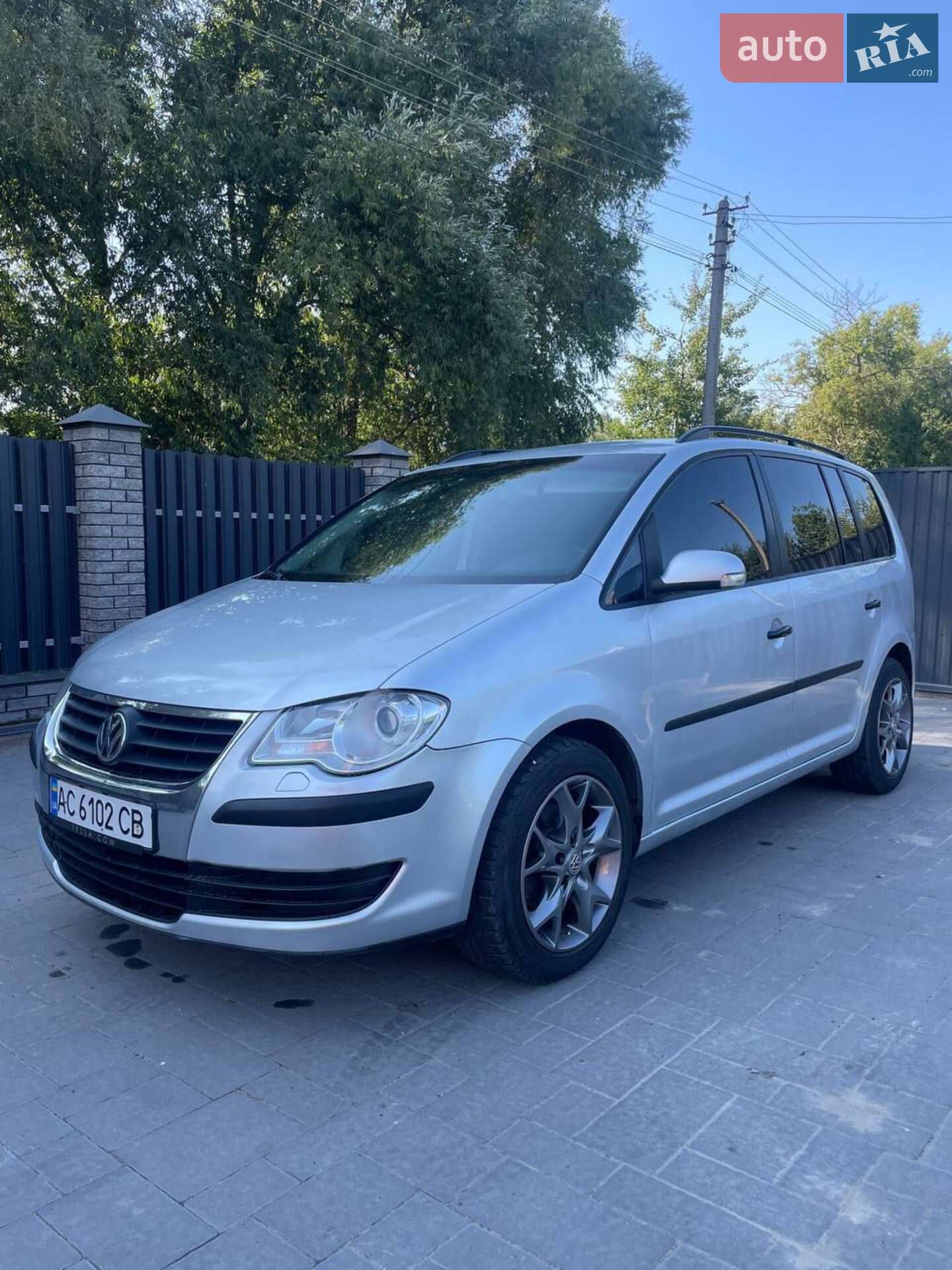 VOLKSWAGEN TOURAN 2007