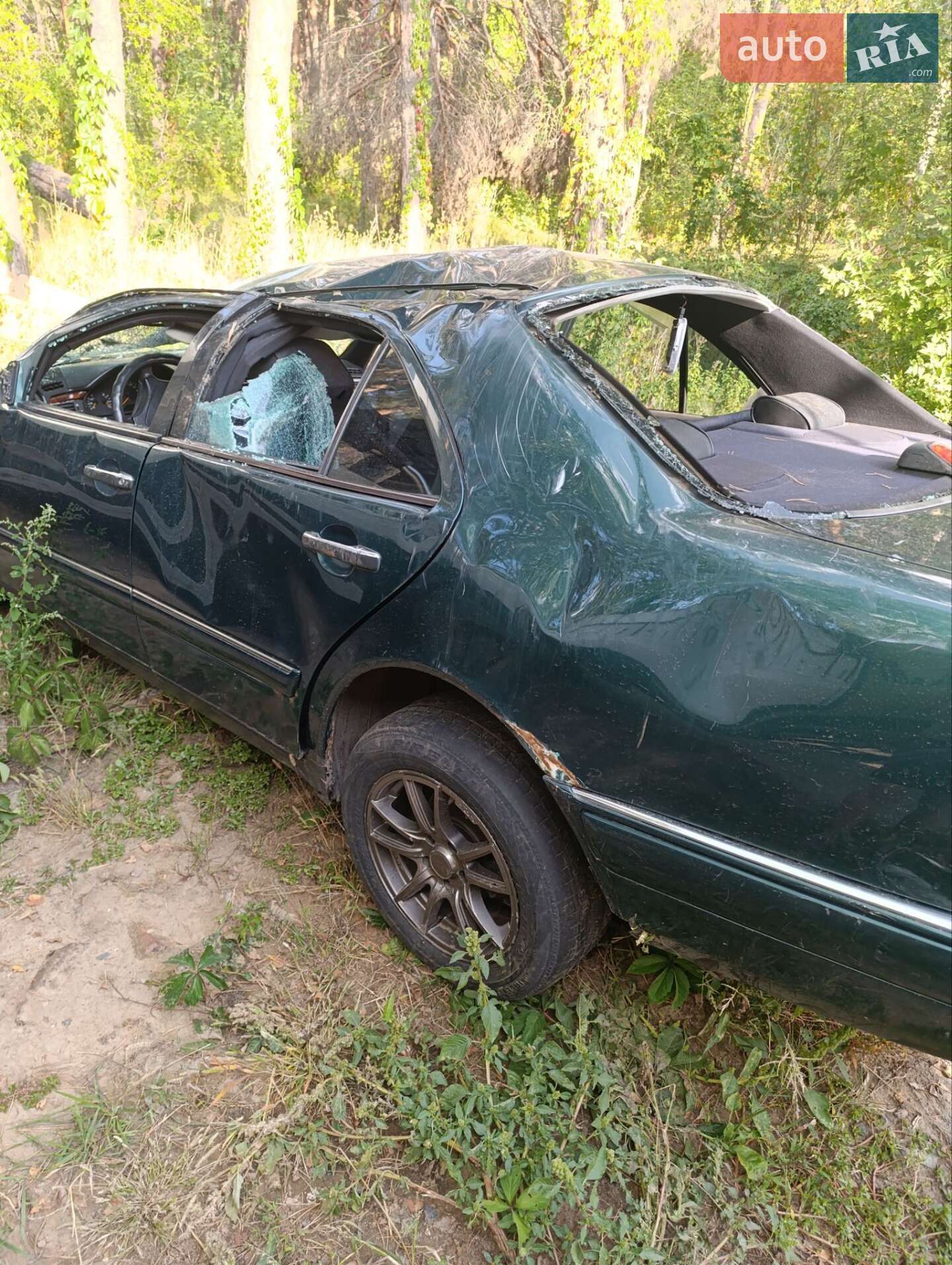 MERCEDES-BENZ E 240 1998