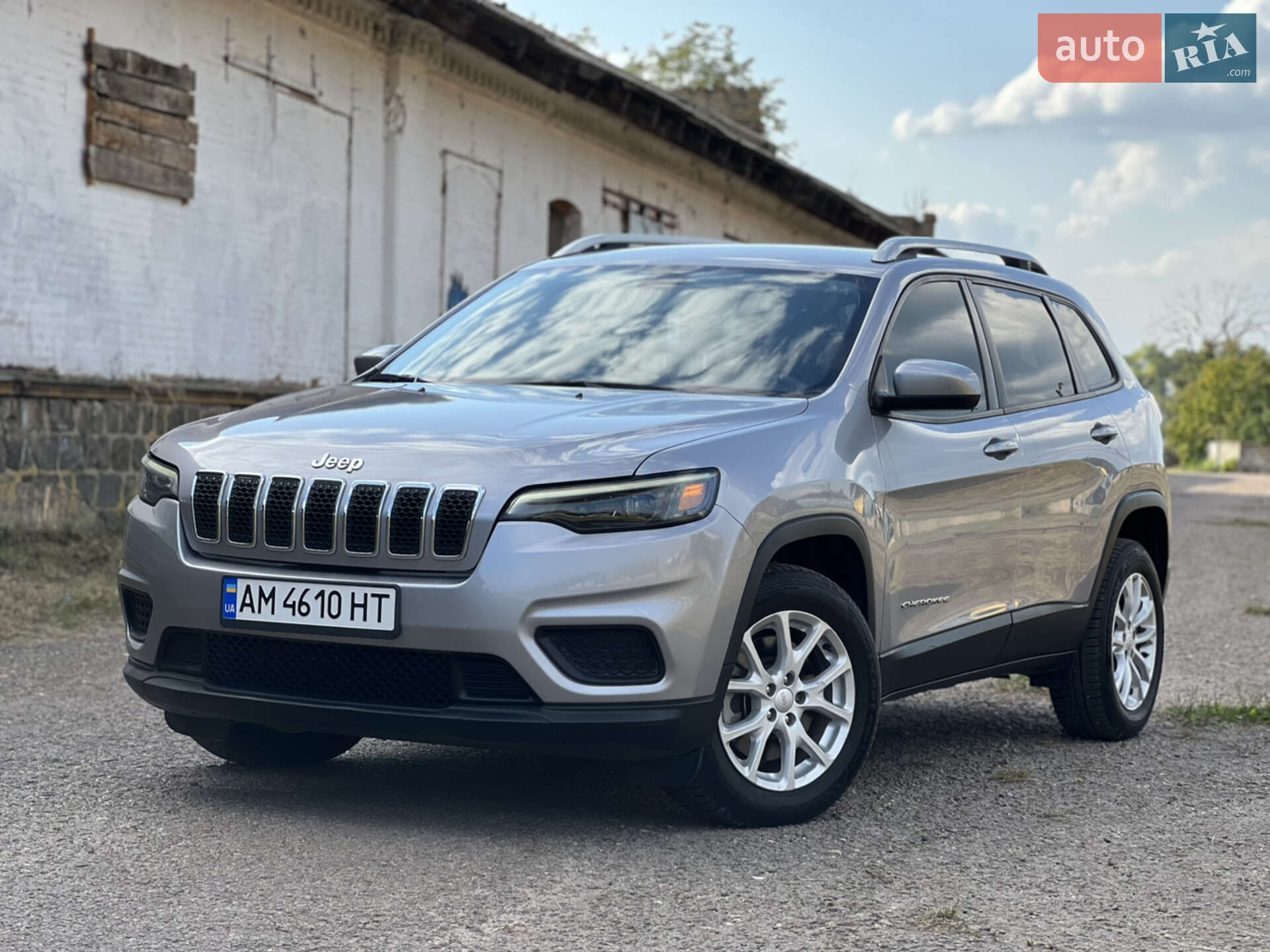 JEEP CHEROKEE 2020