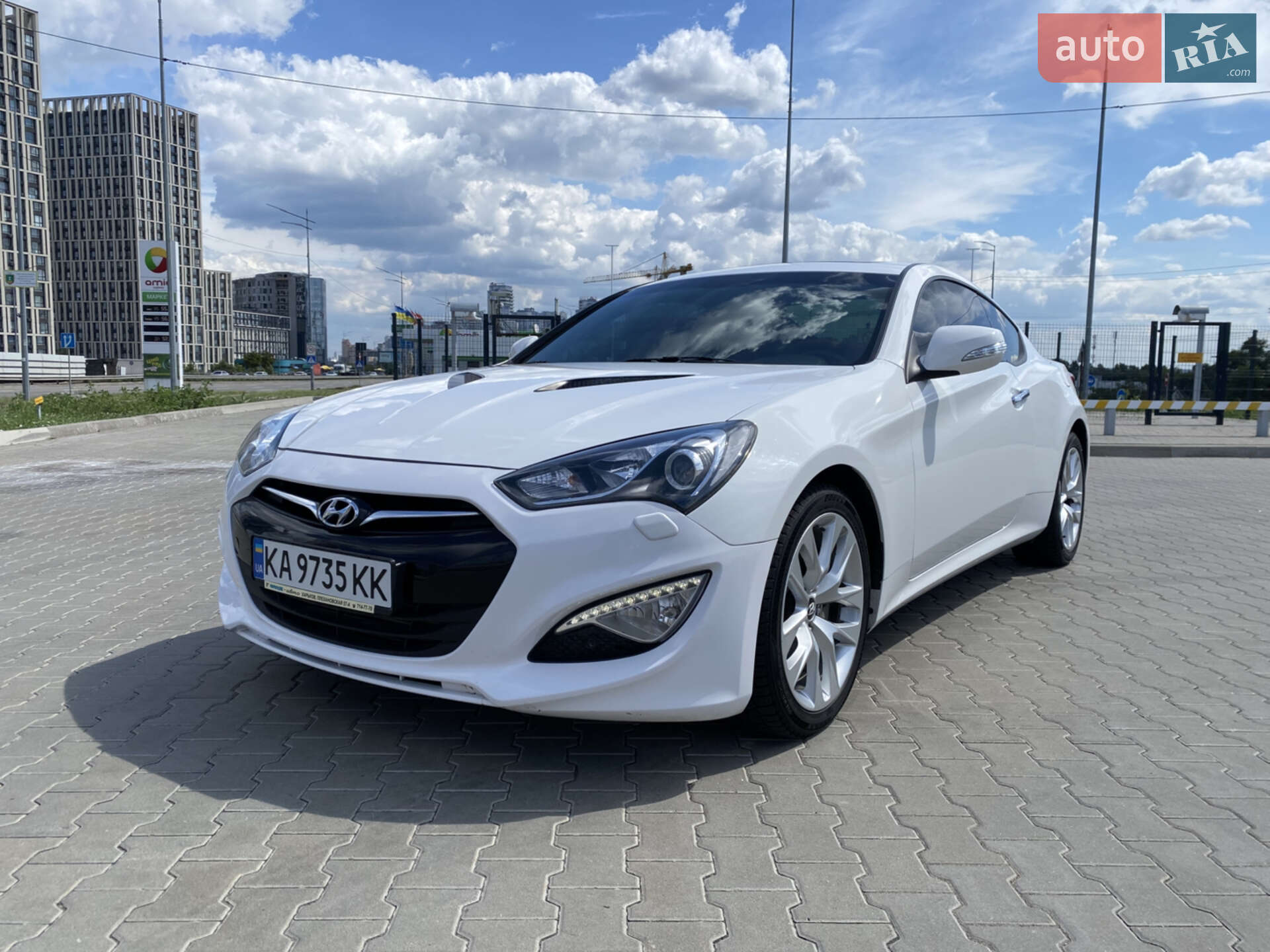 HYUNDAI GENESIS COUPE 2012