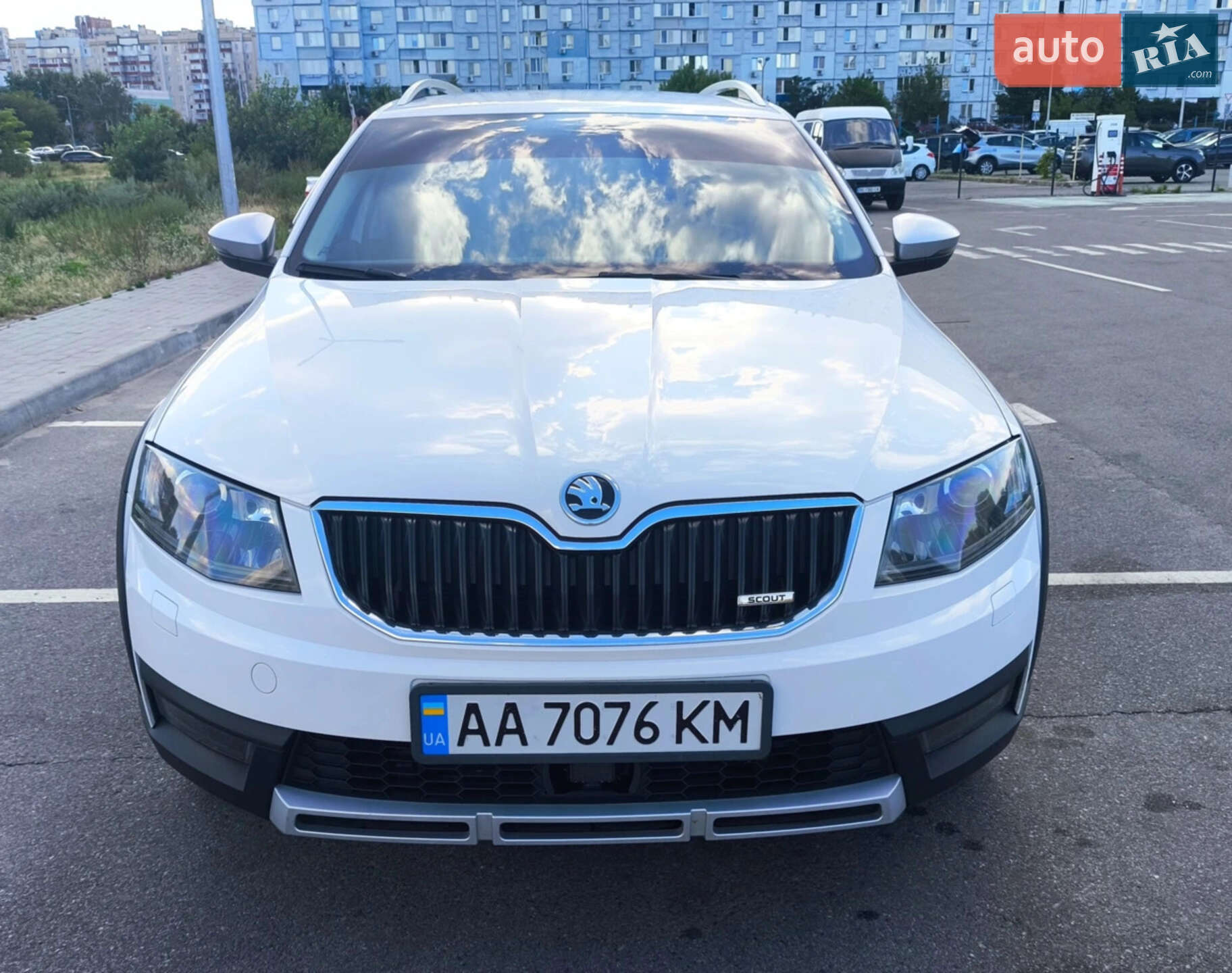 Головне фото звіту автомобіля SKODA OCTAVIA 2016