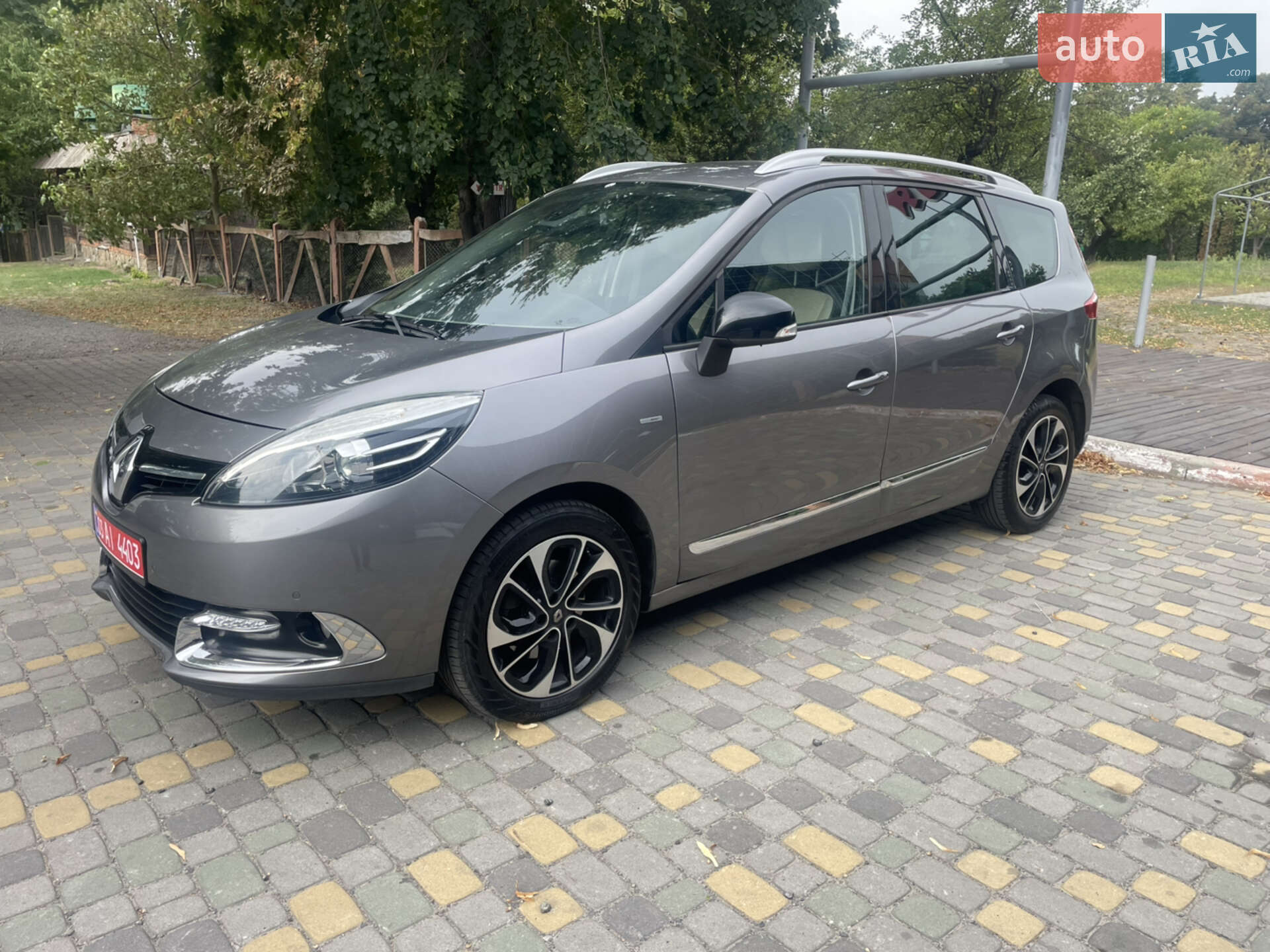 RENAULT MEGANE SCENIC 2015