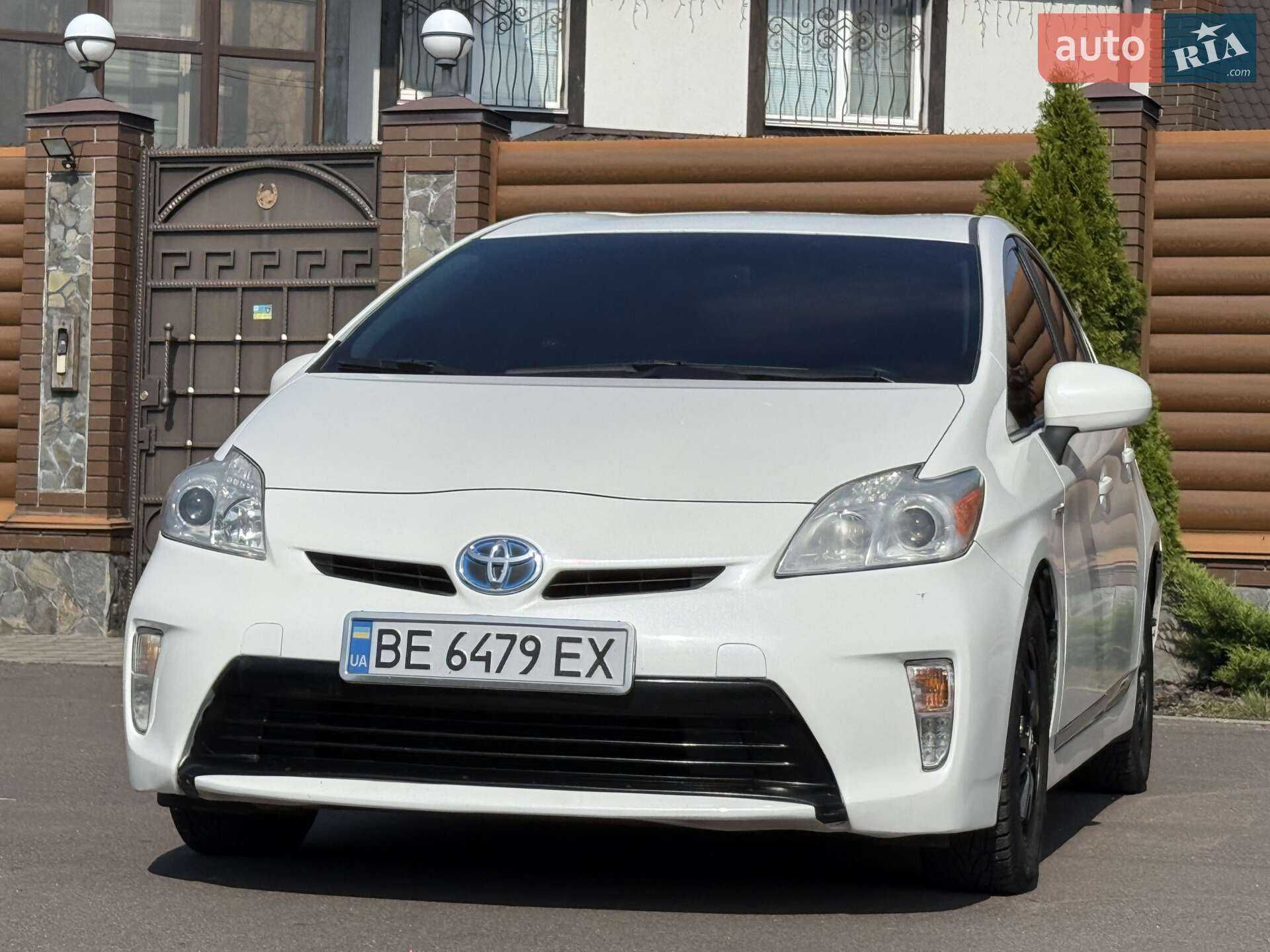 TOYOTA PRIUS 2012