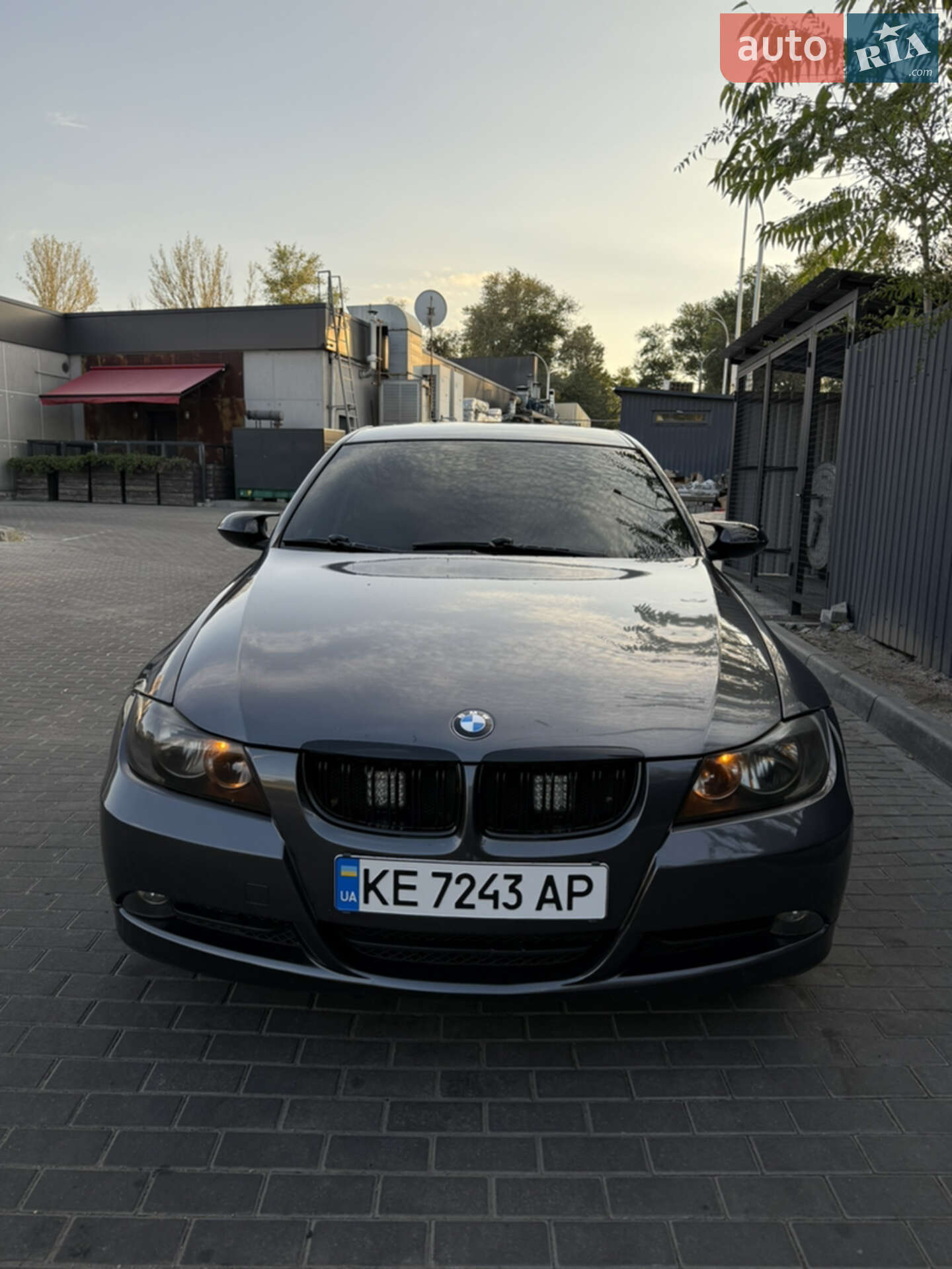 BMW 320 2006