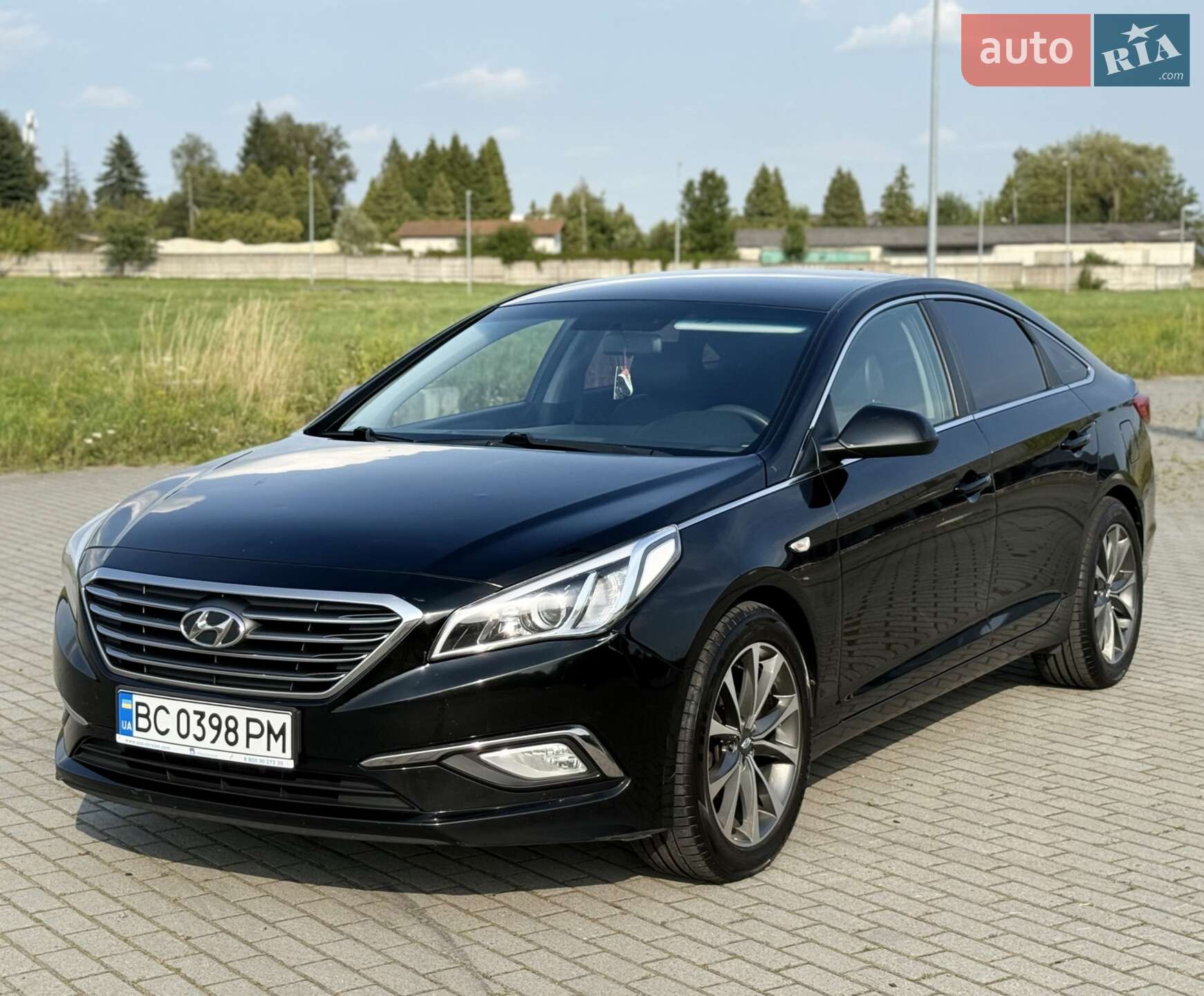 Головне фото звіту автомобіля HYUNDAI SONATA 2014
