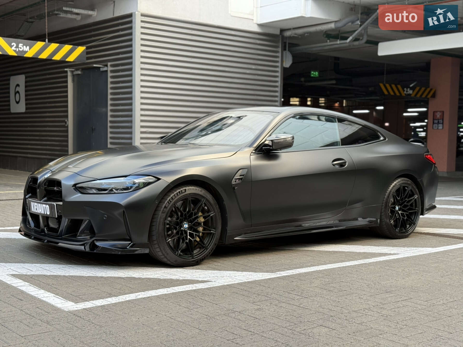 BMW M4 COMPETITION 2023