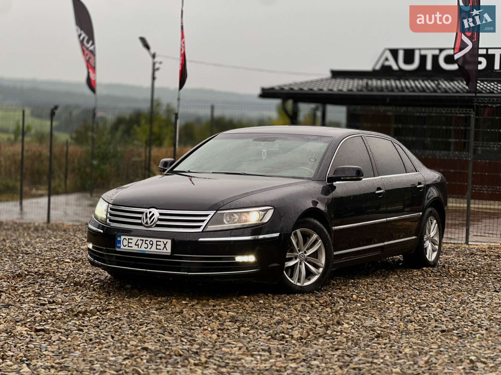 VOLKSWAGEN PHAETON 2014